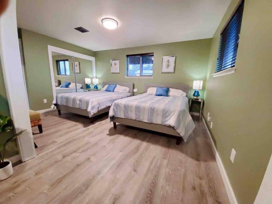 Two-Bedroom House photo 1