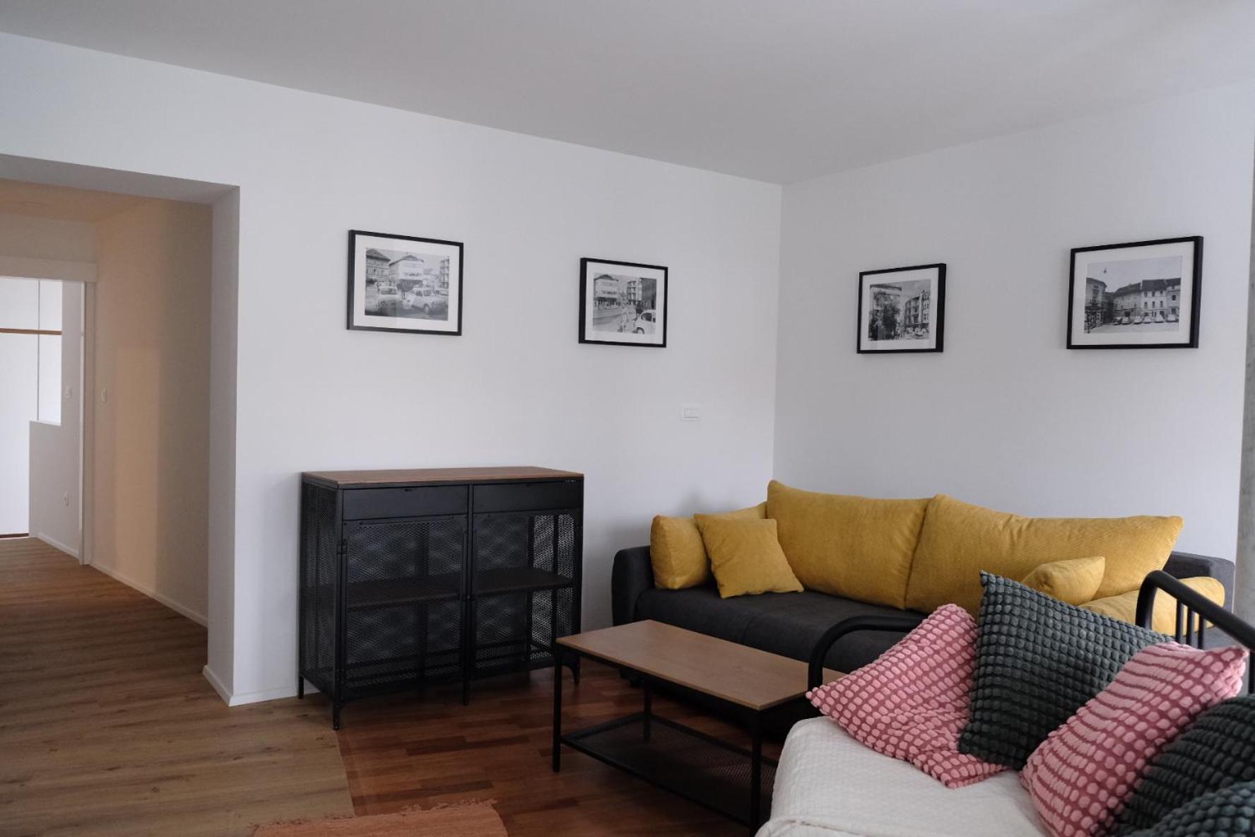 One-Bedroom Apartment photo 1