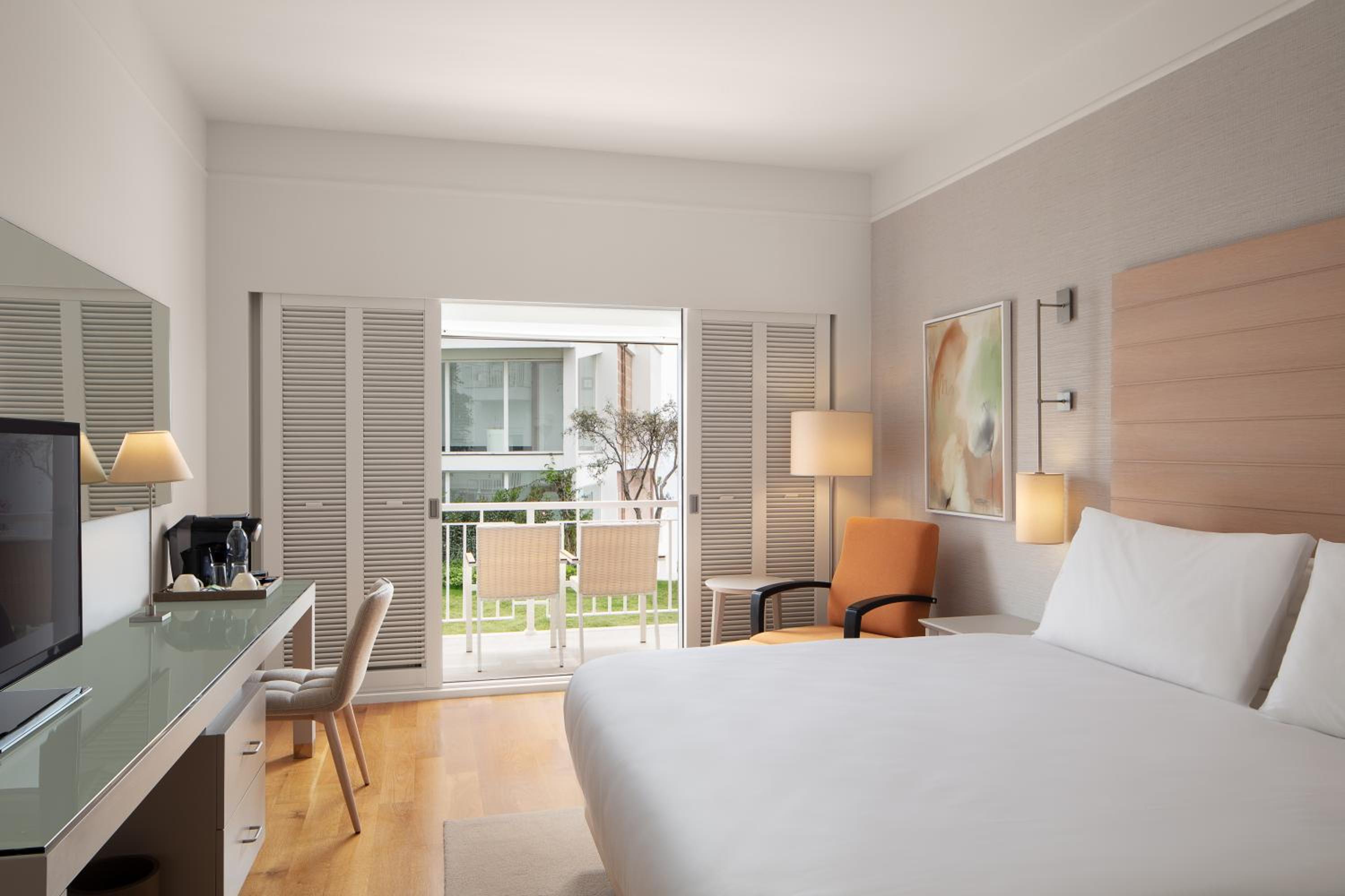 Comfort  Room - Photo 1
