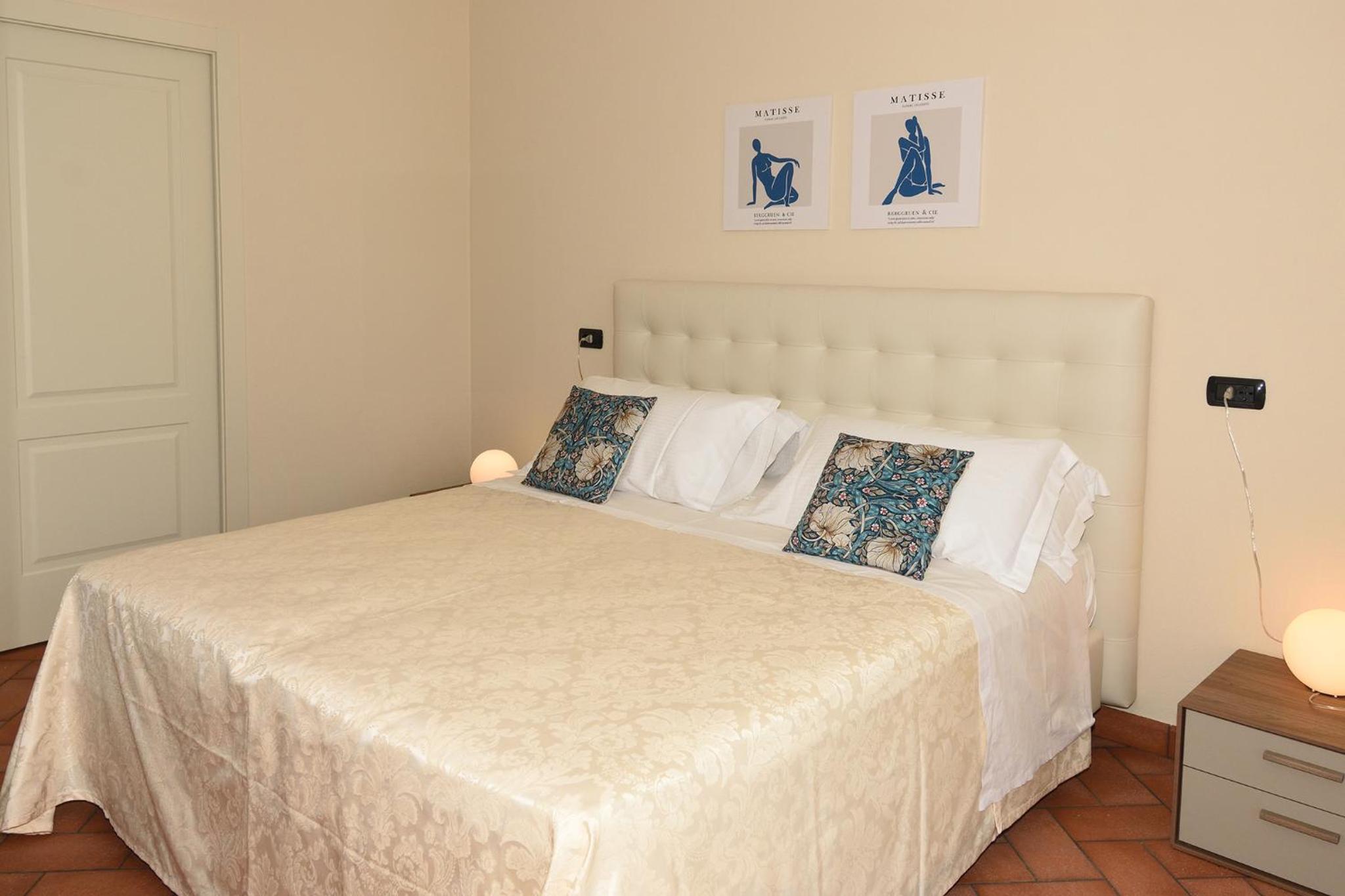 Apartment with Terrace photo 2