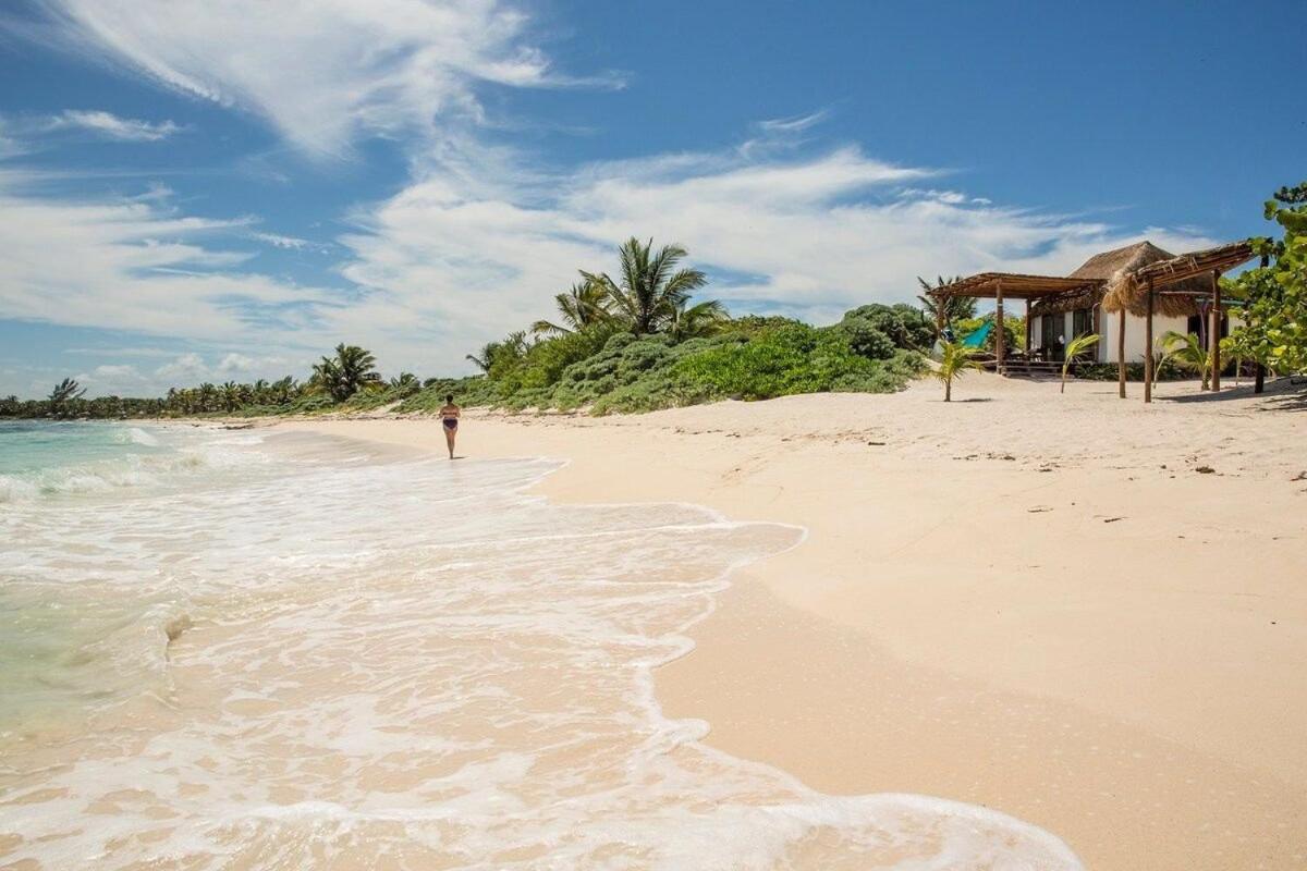 Bungalow - Beach Front photo 2
