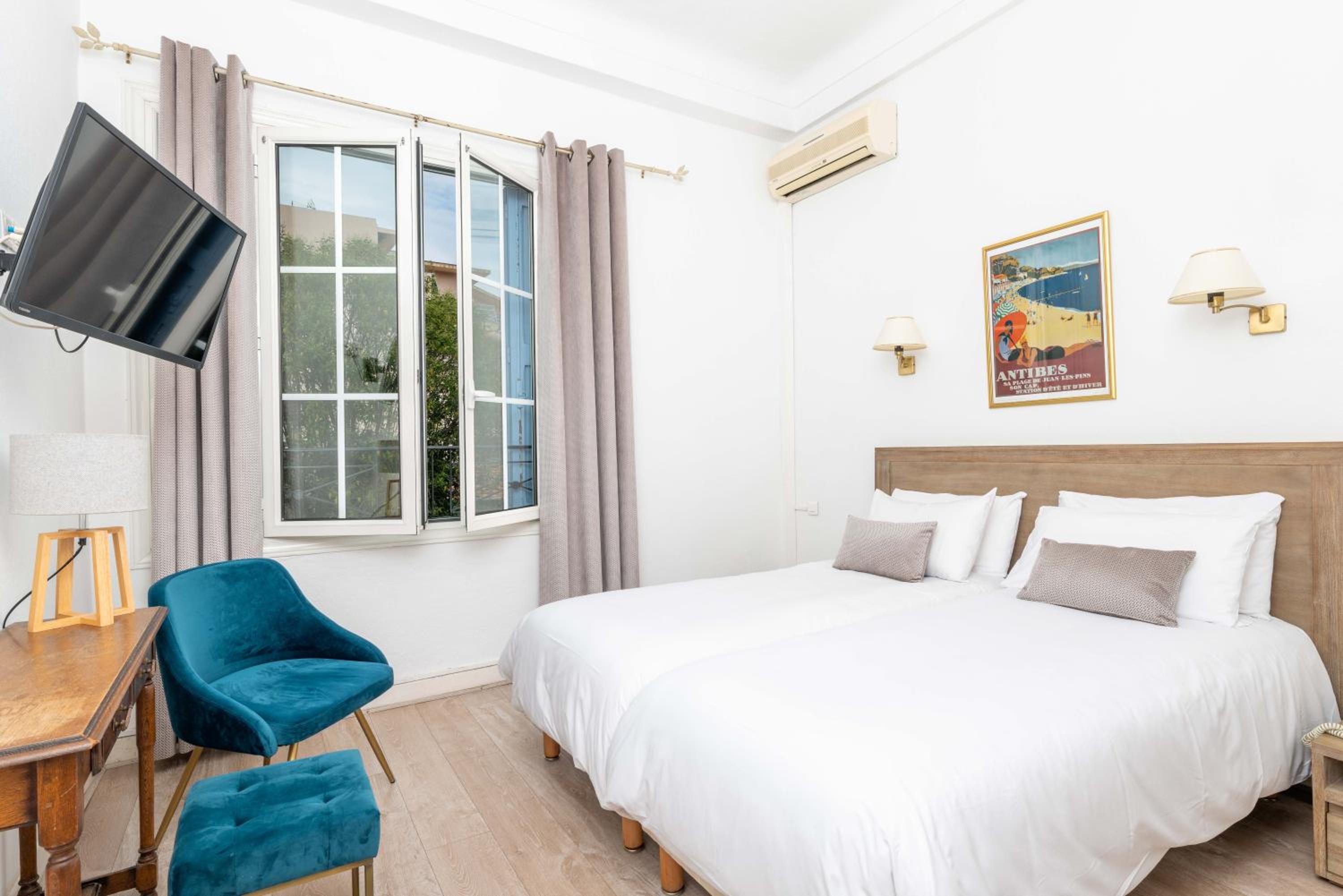 Large Superior Double Room  - Photo 5