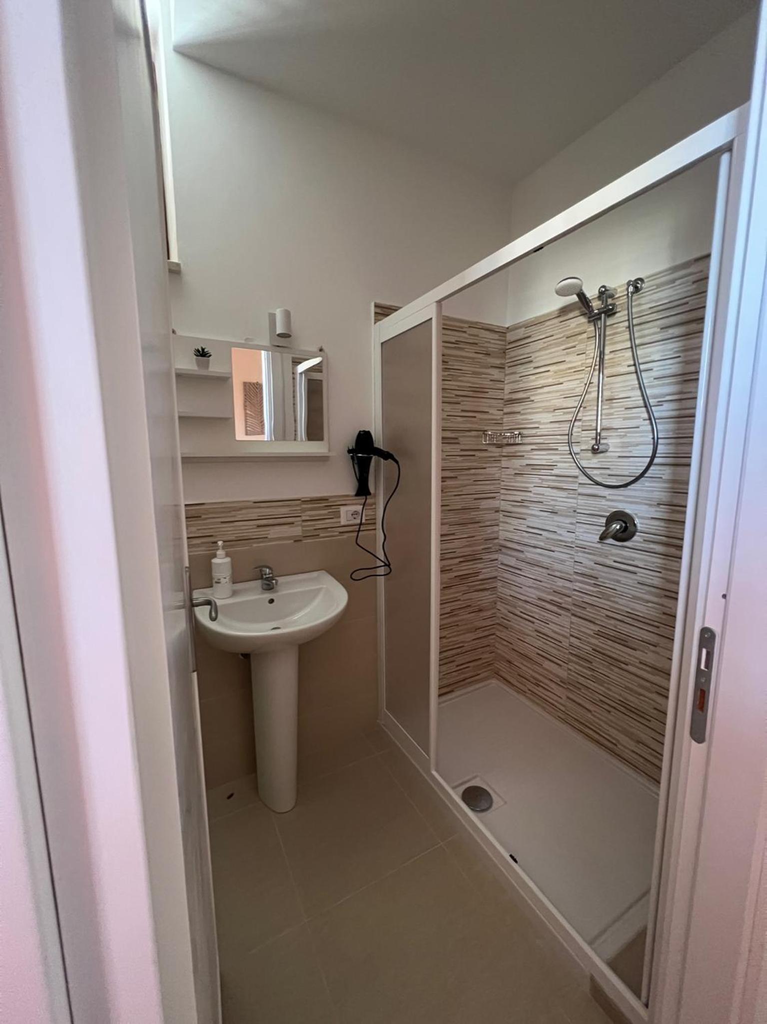 Double or Twin Room photo 3