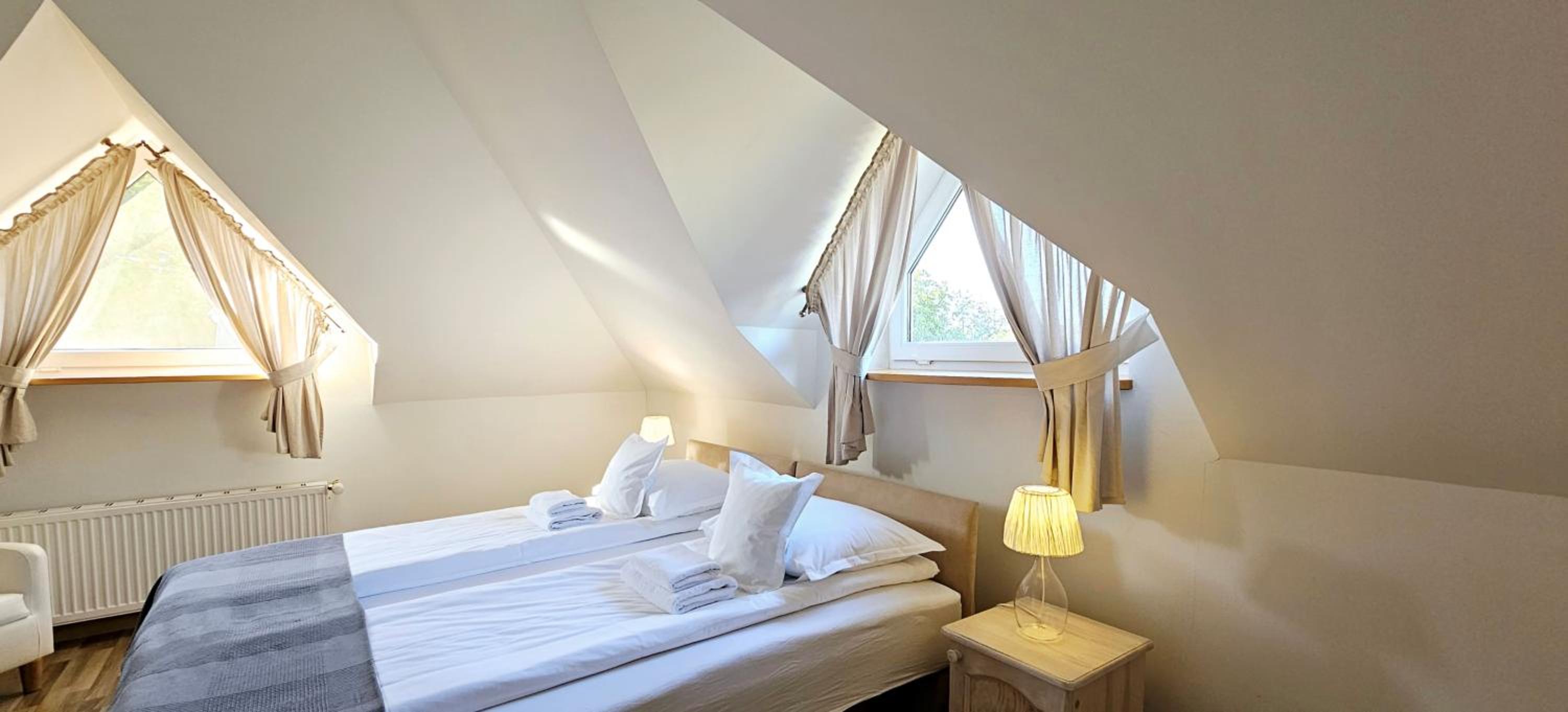 One-Bedroom Suite photo 1