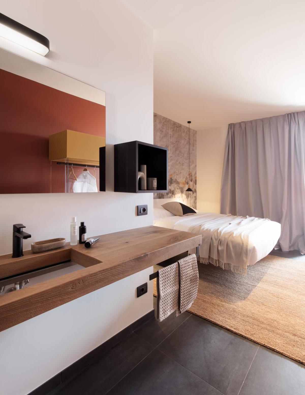 Deluxe Double Room - Photo 5
