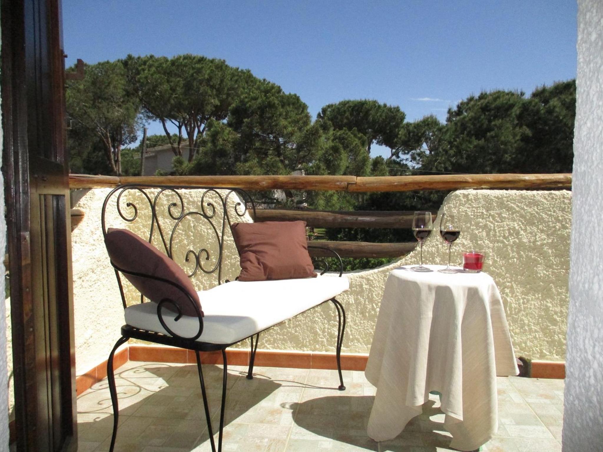 Deluxe Double or Twin Room with Balcony - Photo 25