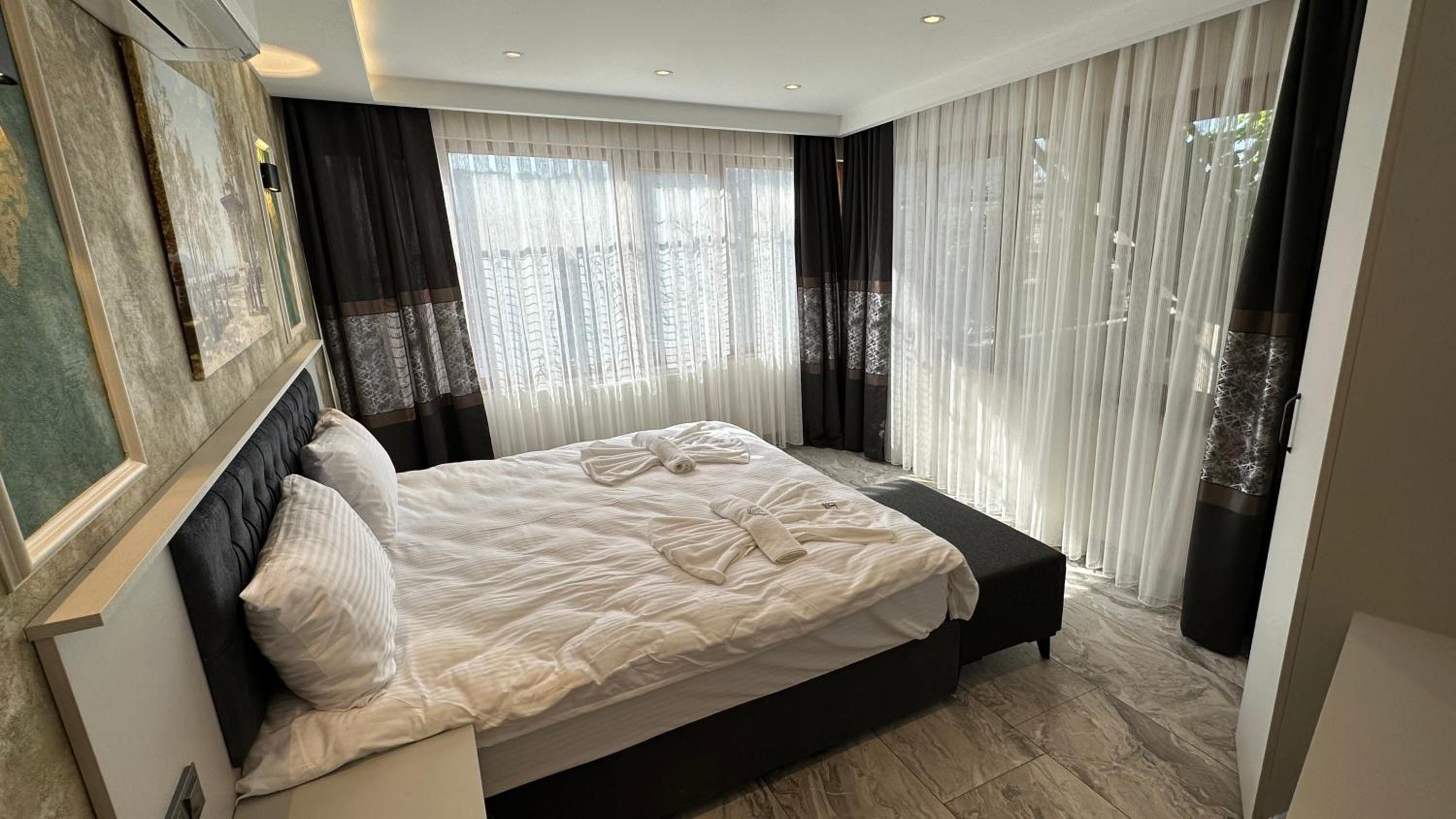Apartment with Sea View photo 1