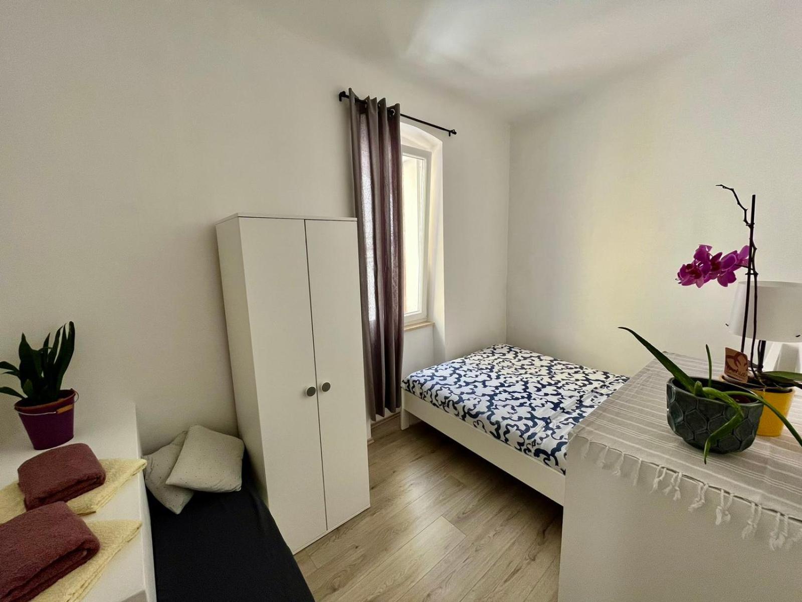 Two-Bedroom Apartment - Photo 14