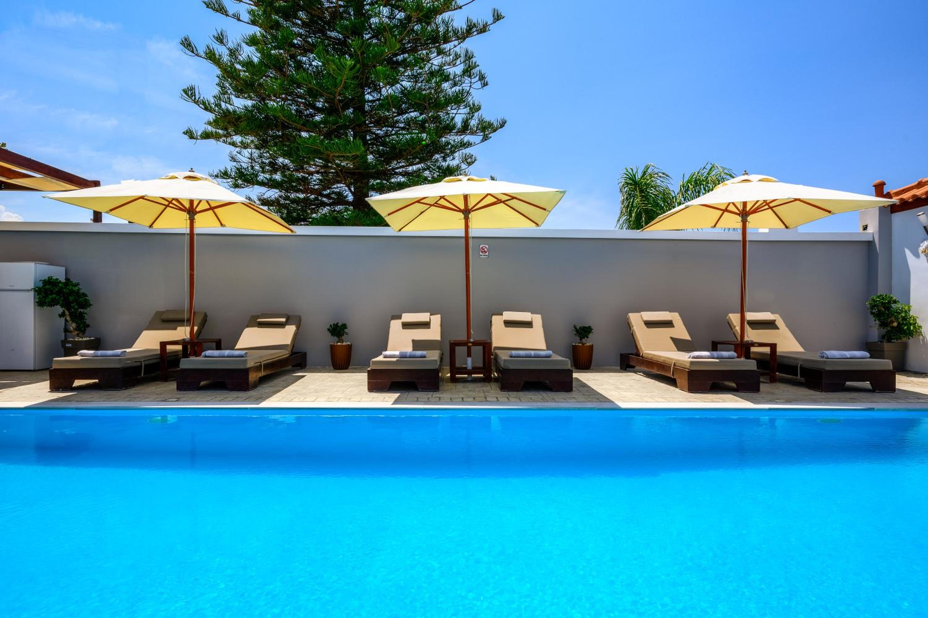 Villa with Private Pool photo 2