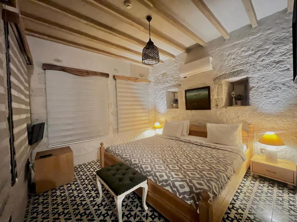 Standard Double Room - Photo 4