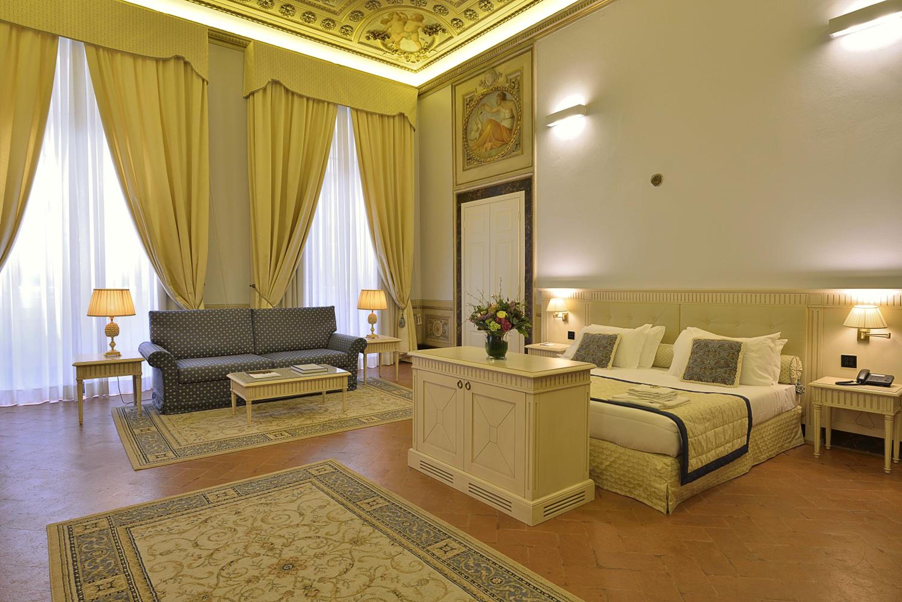 Junior Suite (2 Adults) photo 2