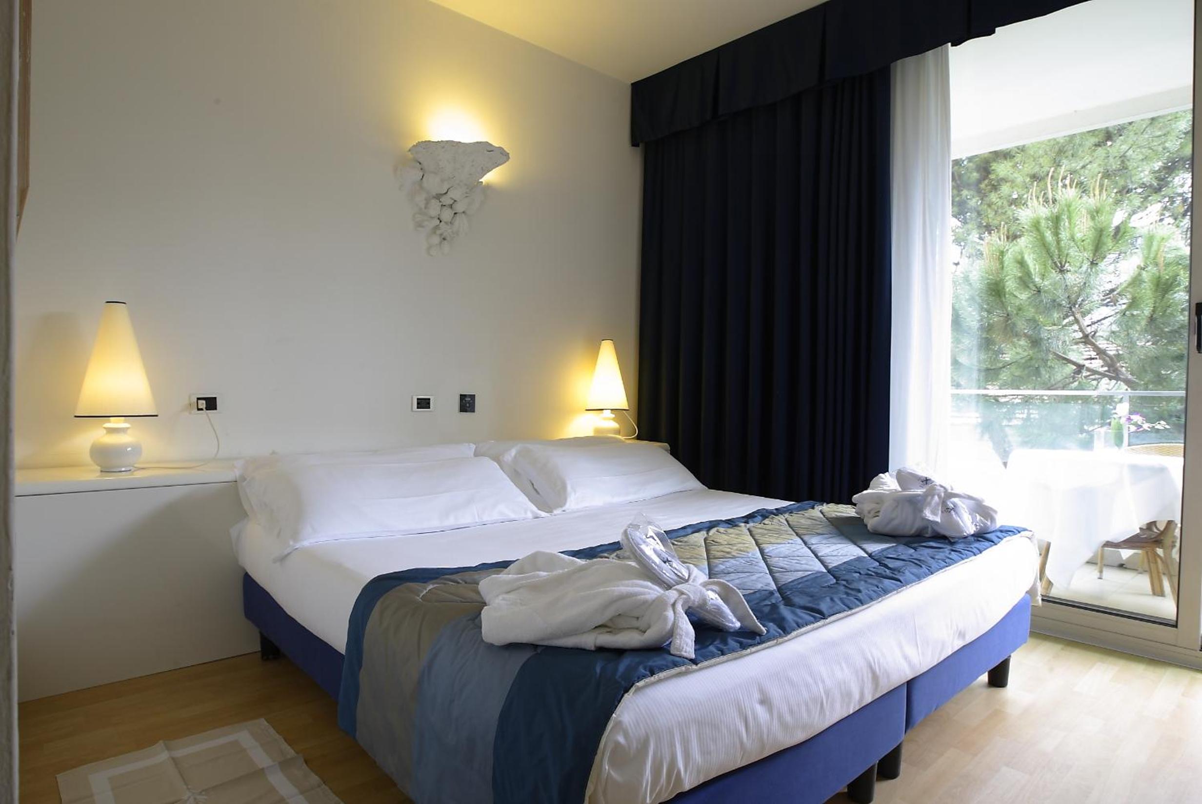 Classic Double Room - Photo 3