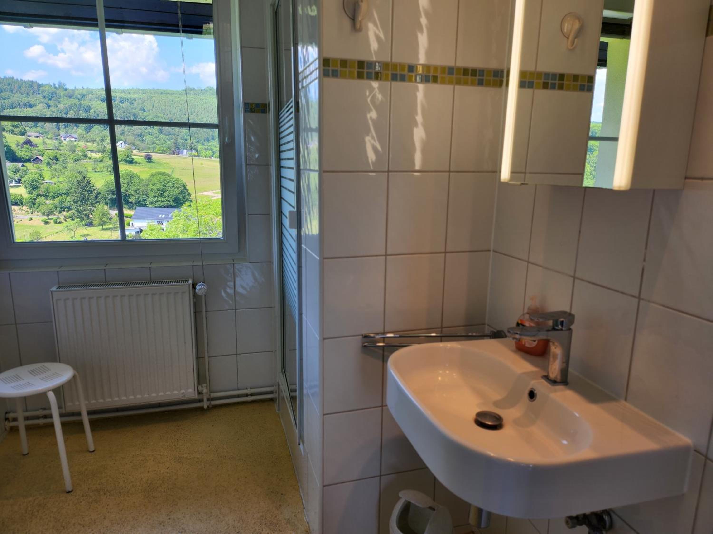 Two-Bedroom Apartment - Photo 16