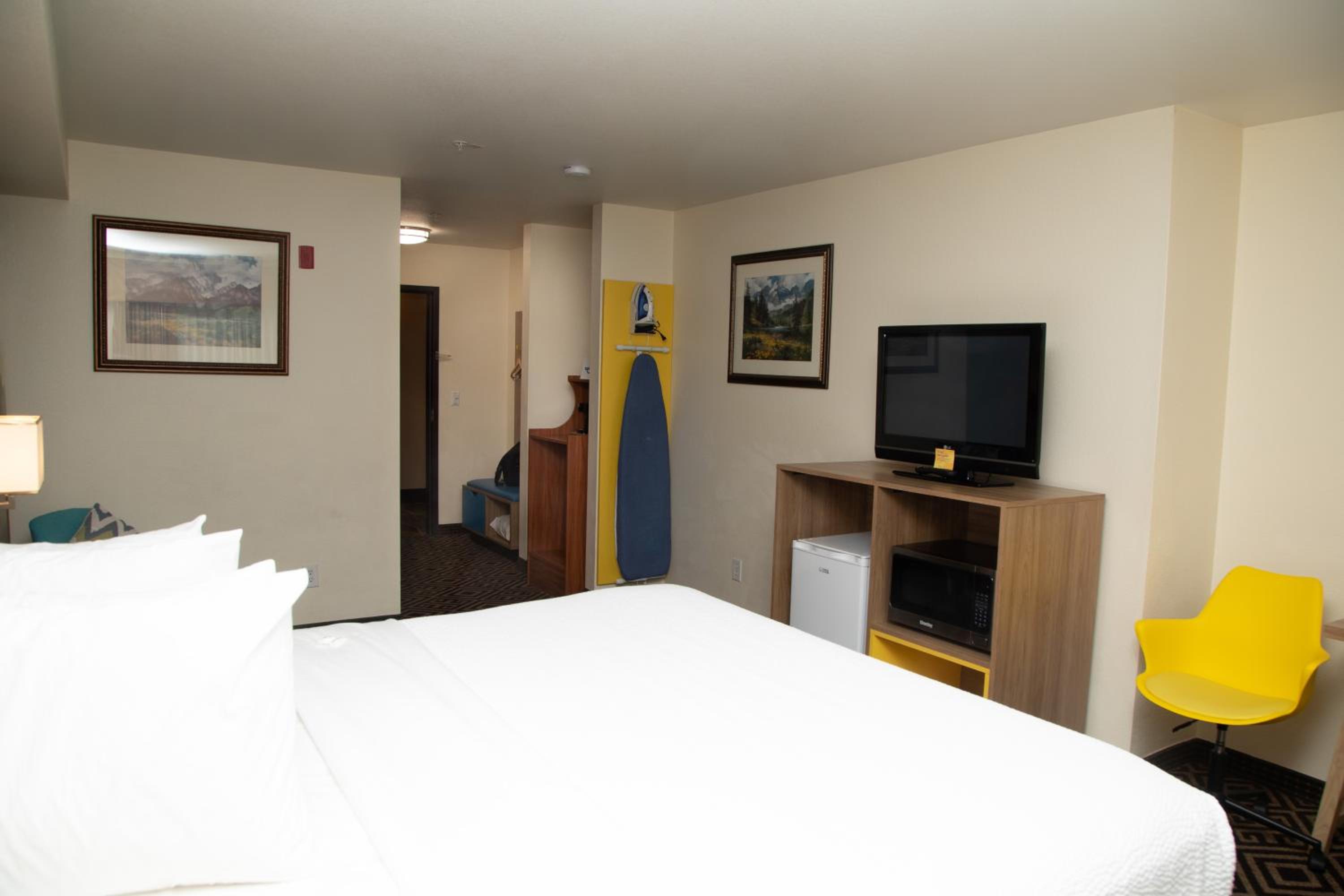King Studio with Sofa Bed - Non Smoking - Photo 4