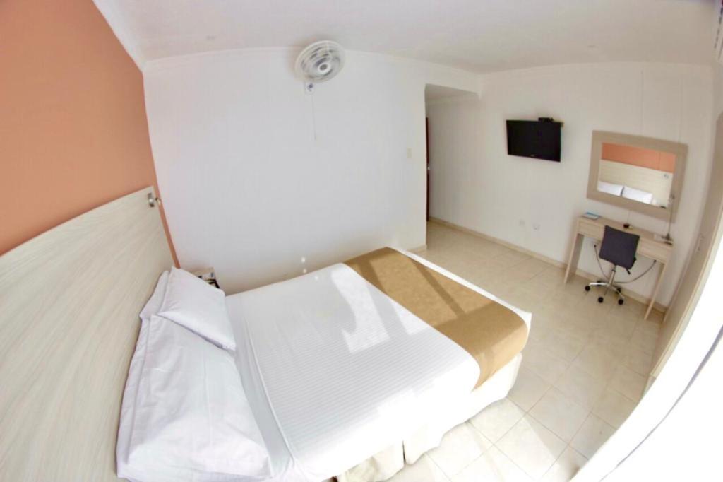 Double Room With Balcony photo 1