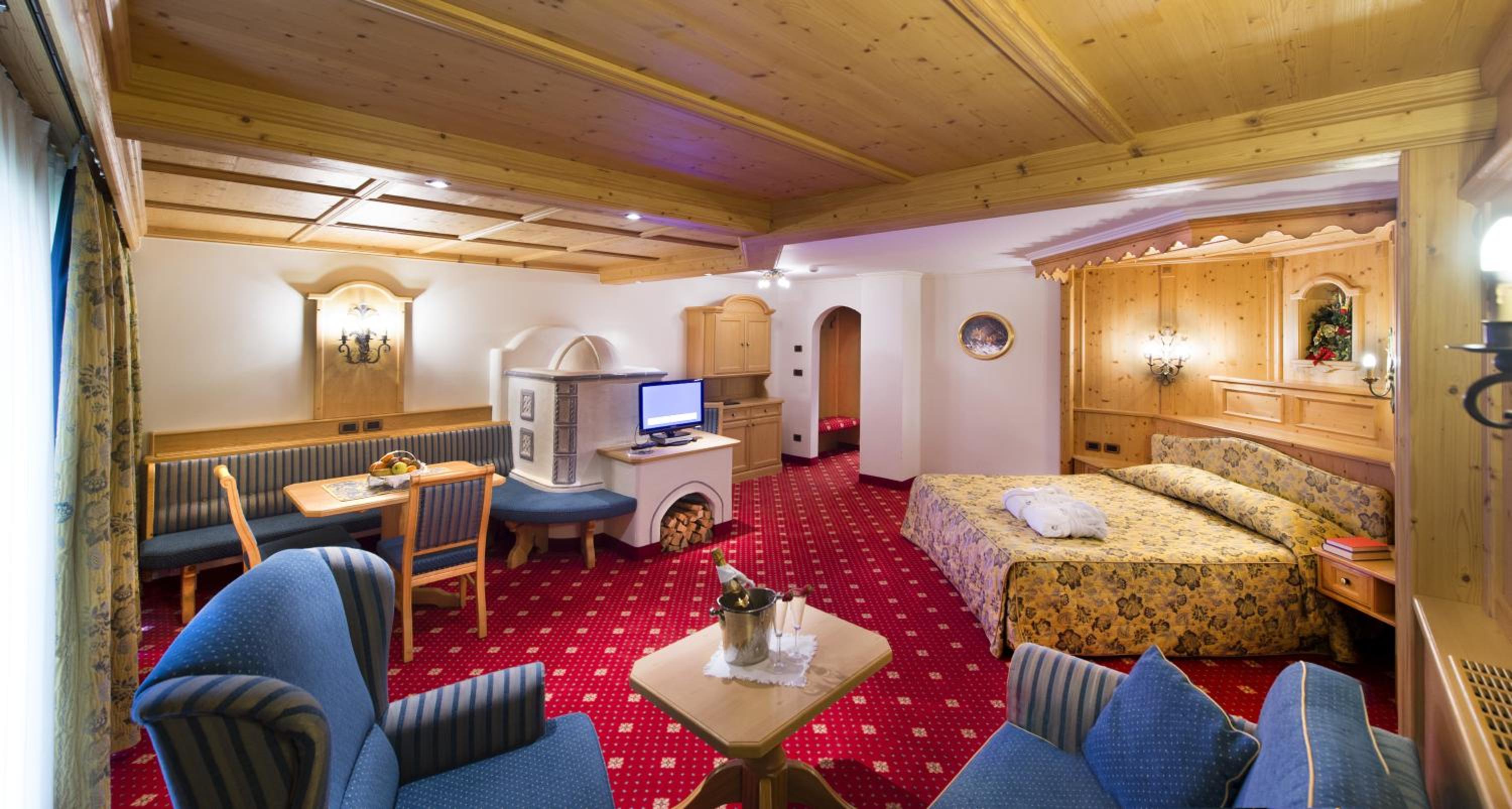 Superior Suite photo 2