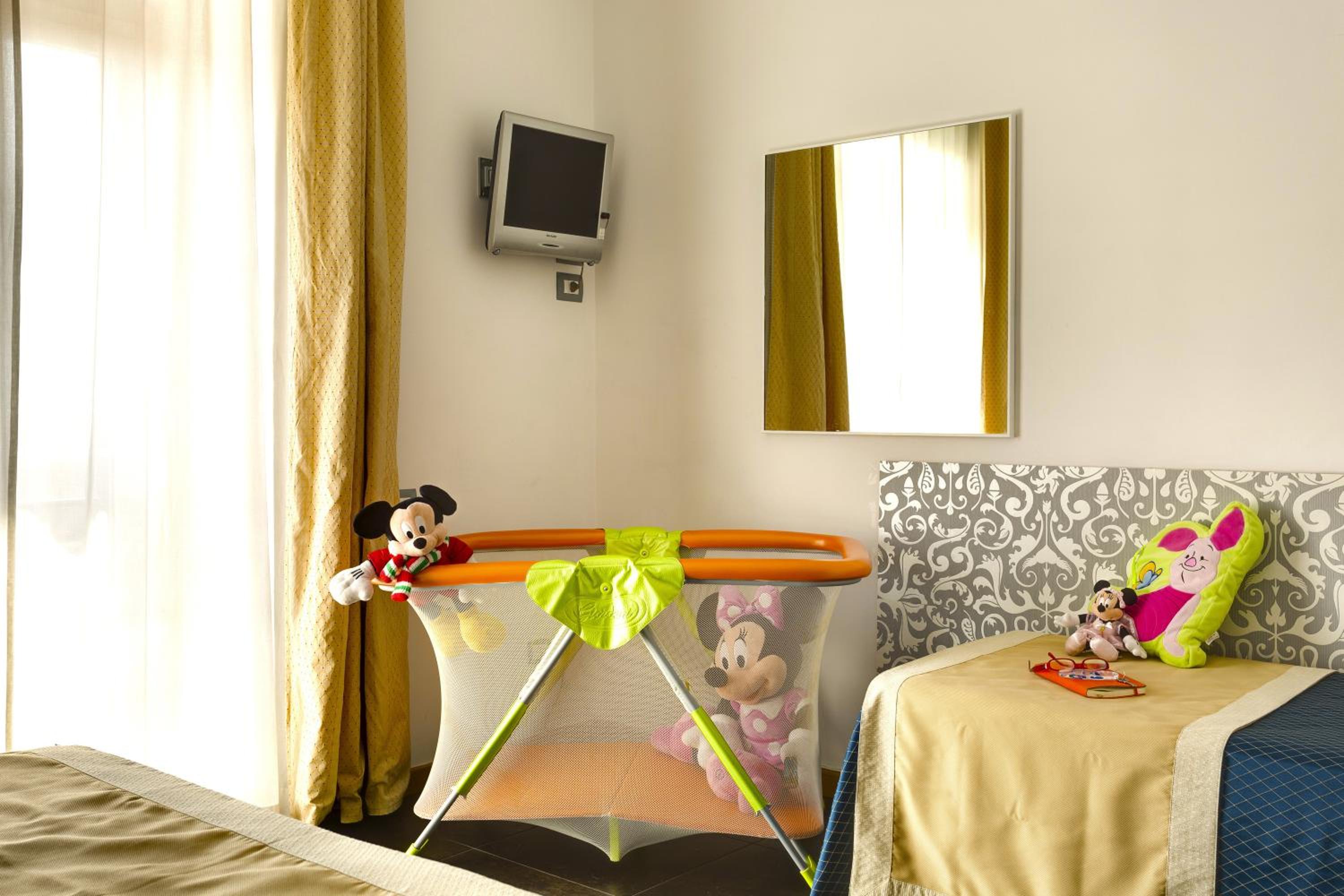 Quadruple Room photo 2