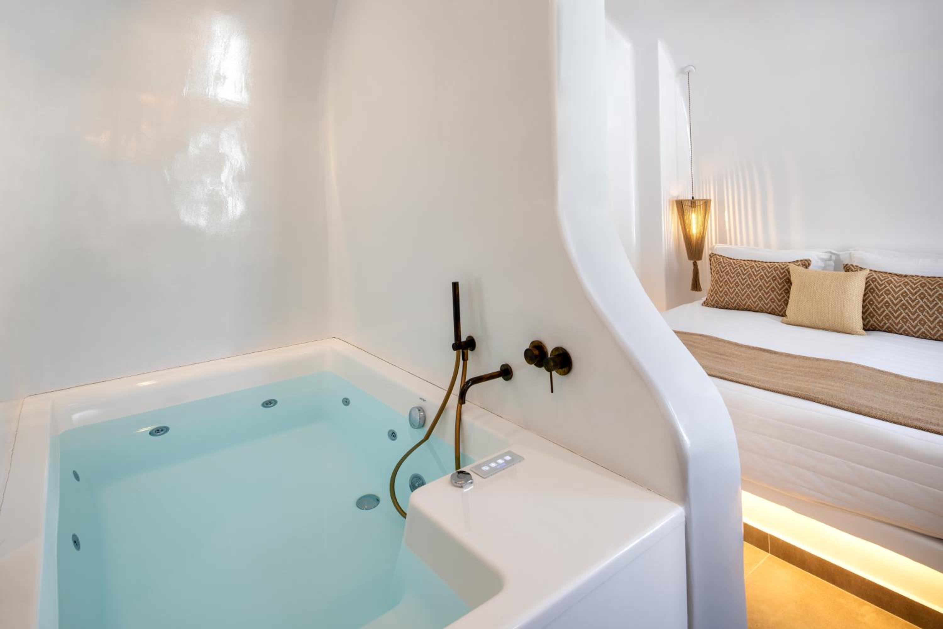 Cave Hot Tub Suite with Pool View - Photo 17