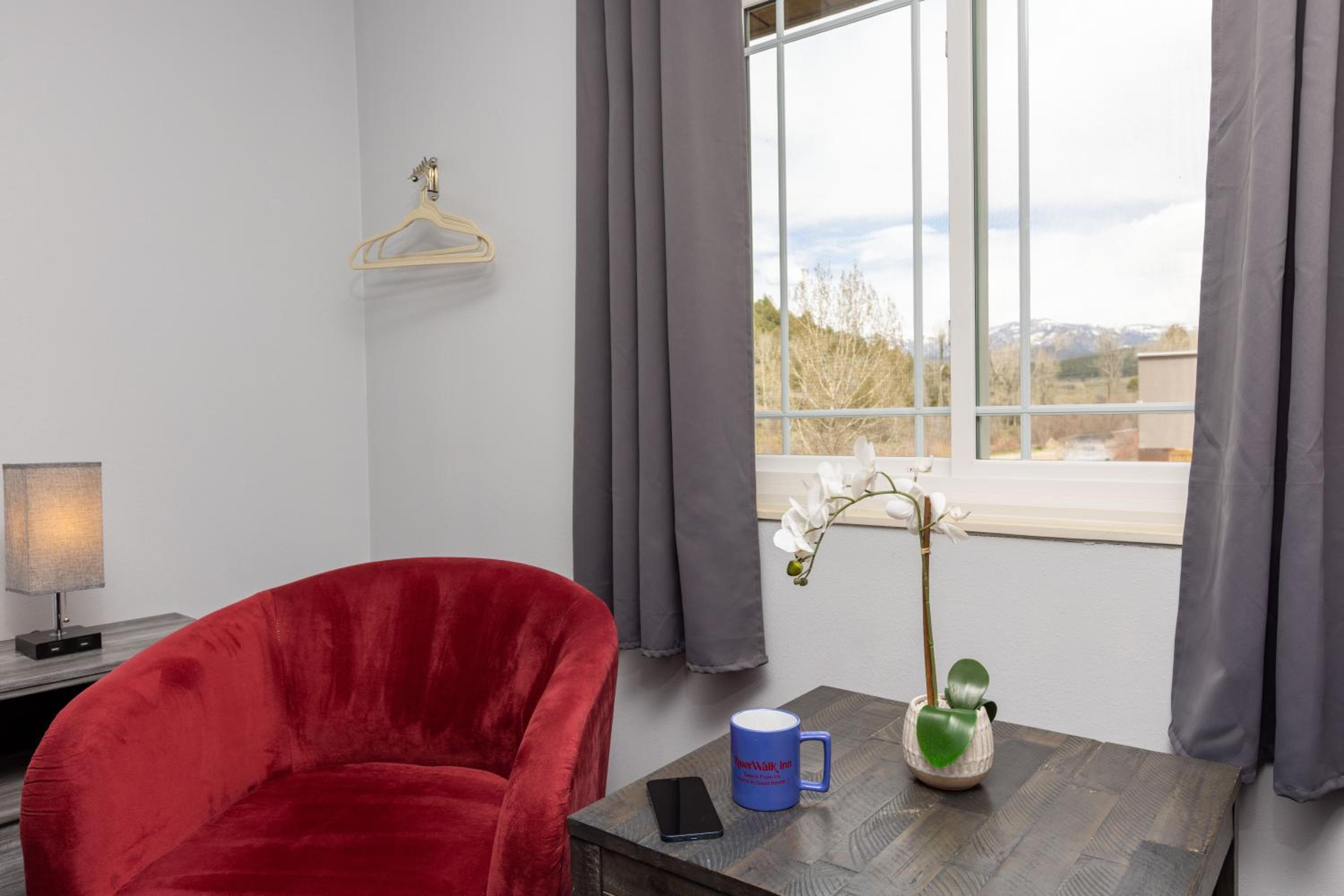King Room with Mountain View photo 1