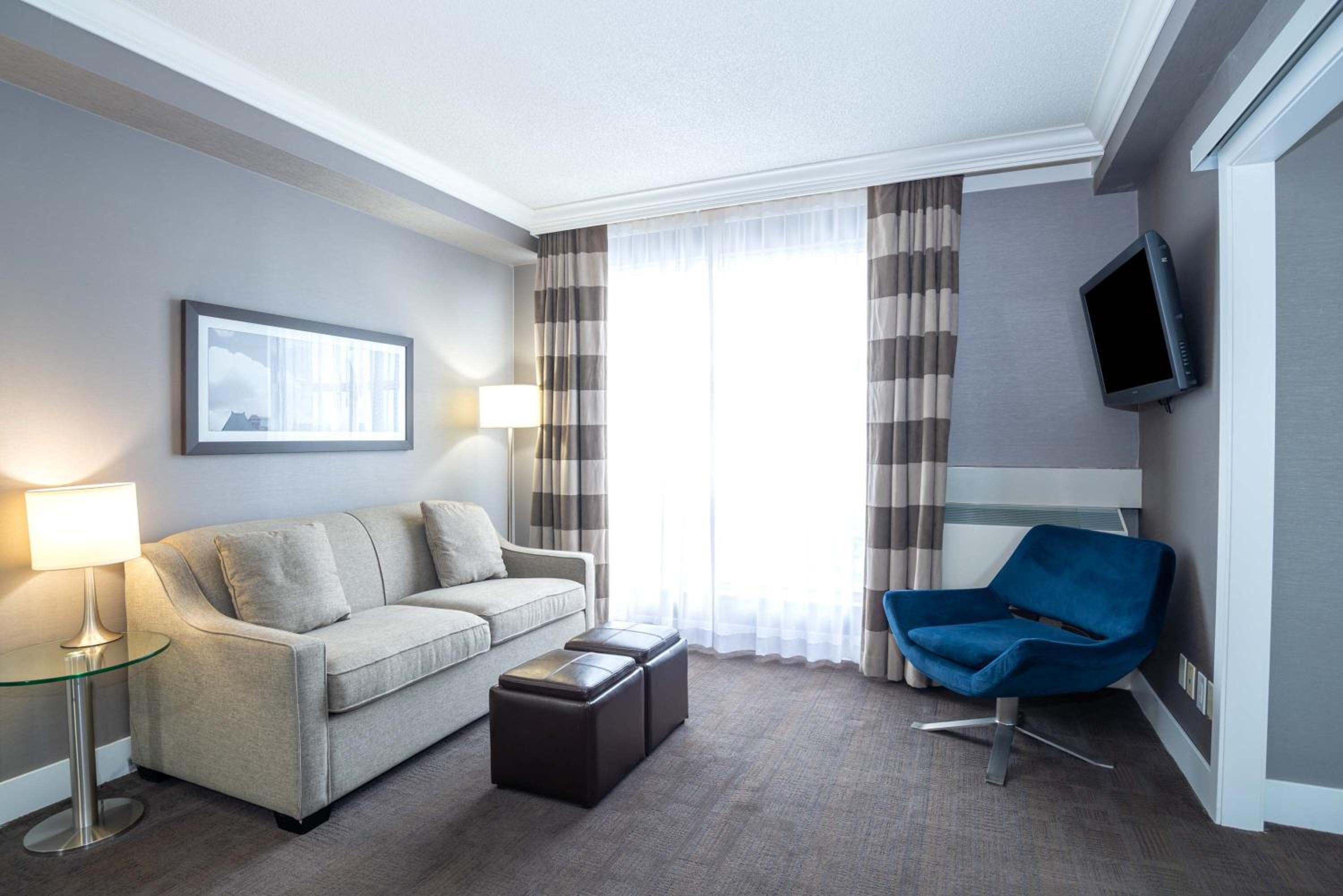 Standard Suite, 1 Queen Bed, Sofa Bed