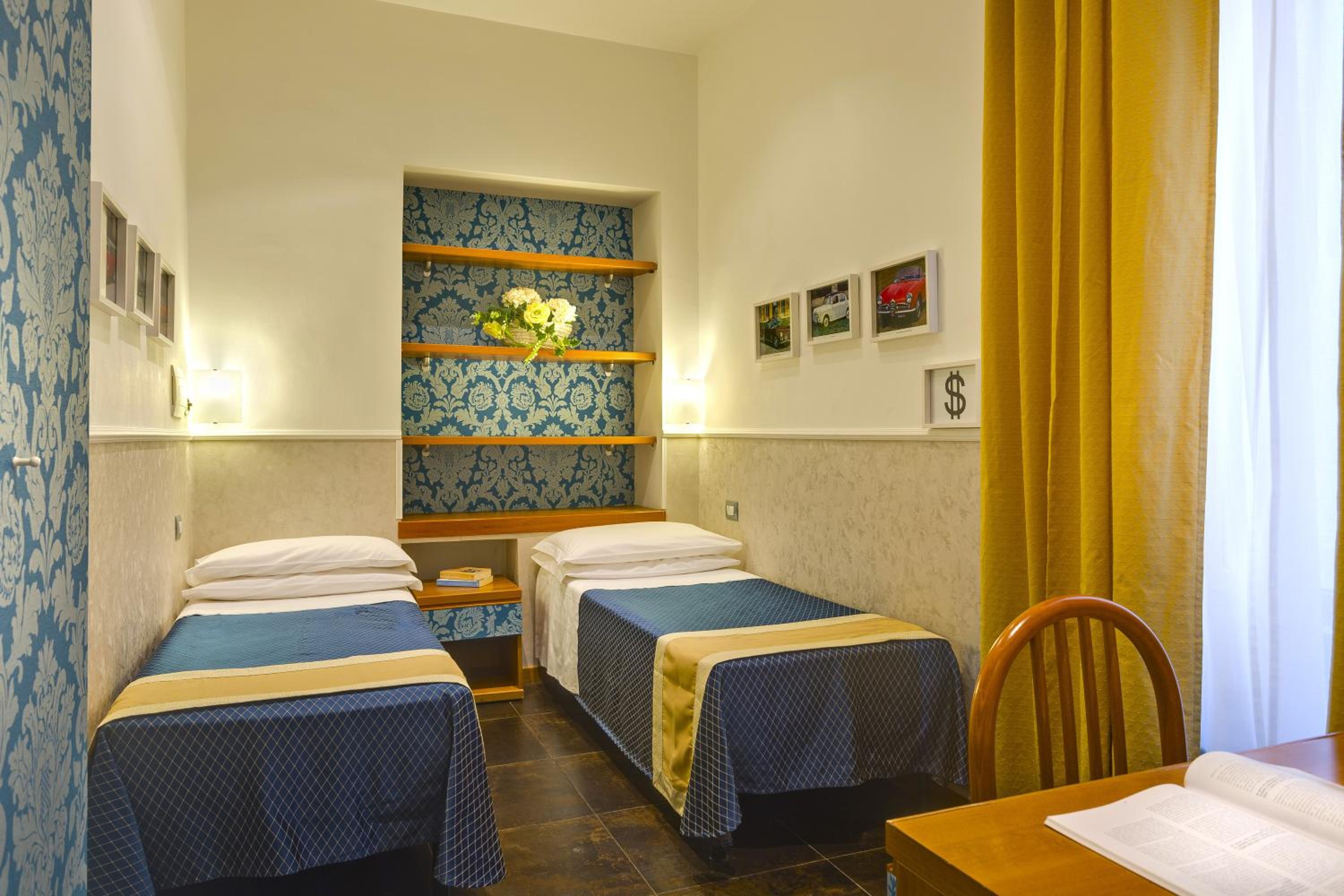 Double or Twin Room photo 2