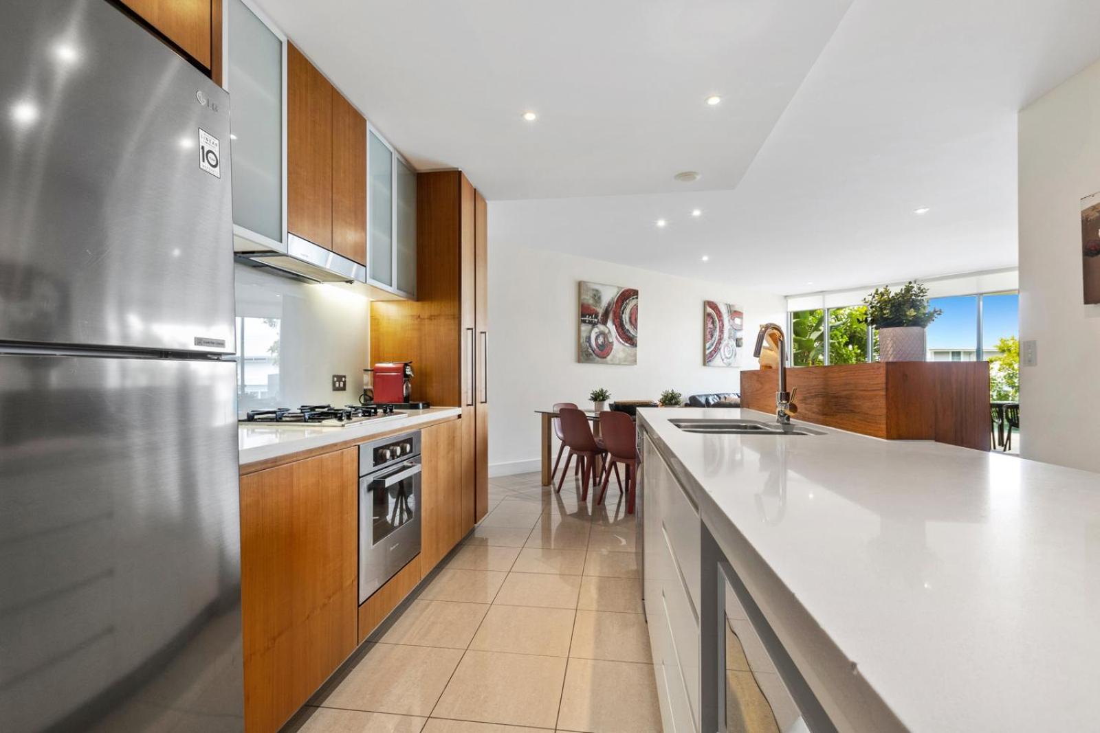 Apartment - Ground Floor photo 3