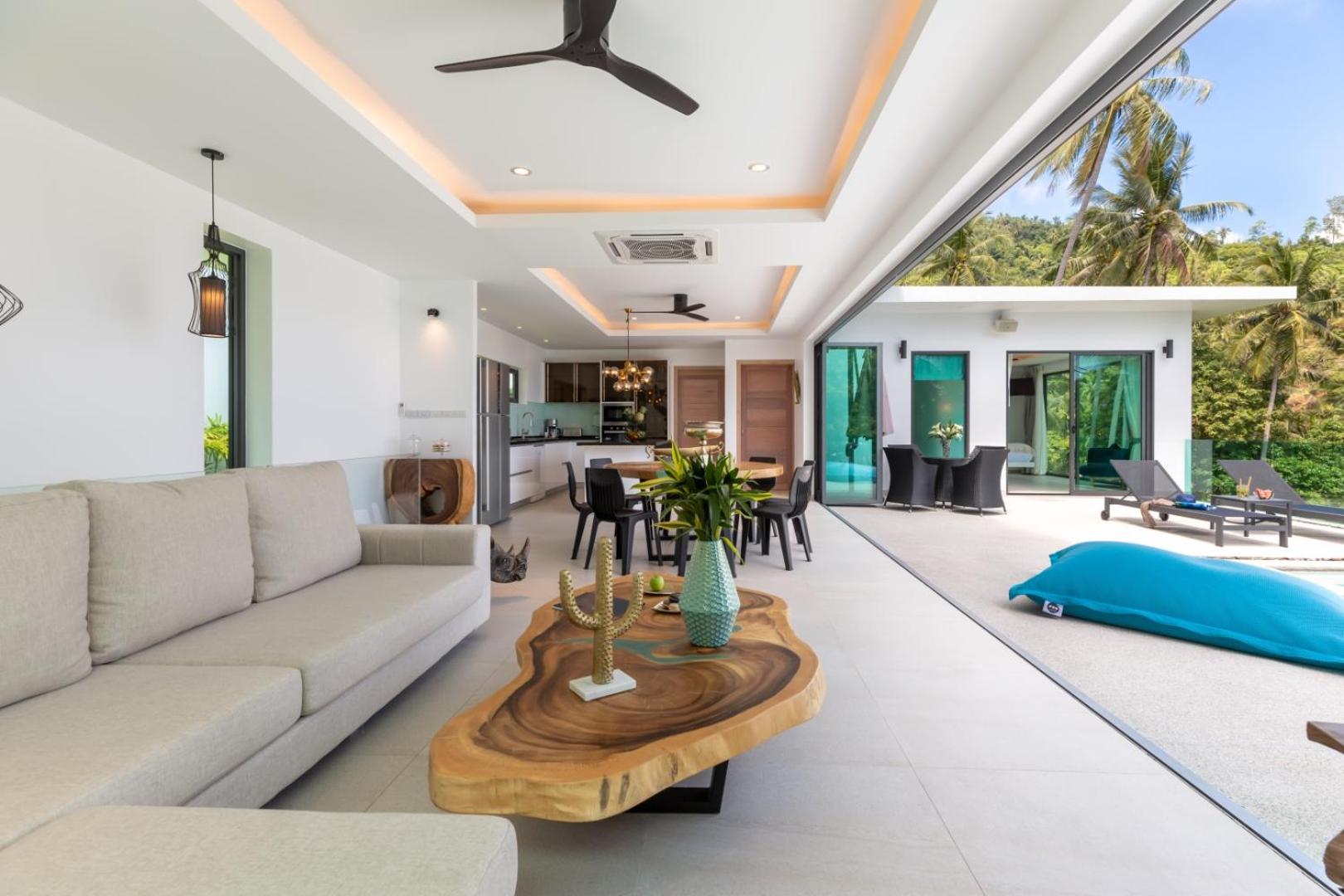 Villa with Sea View photo 1
