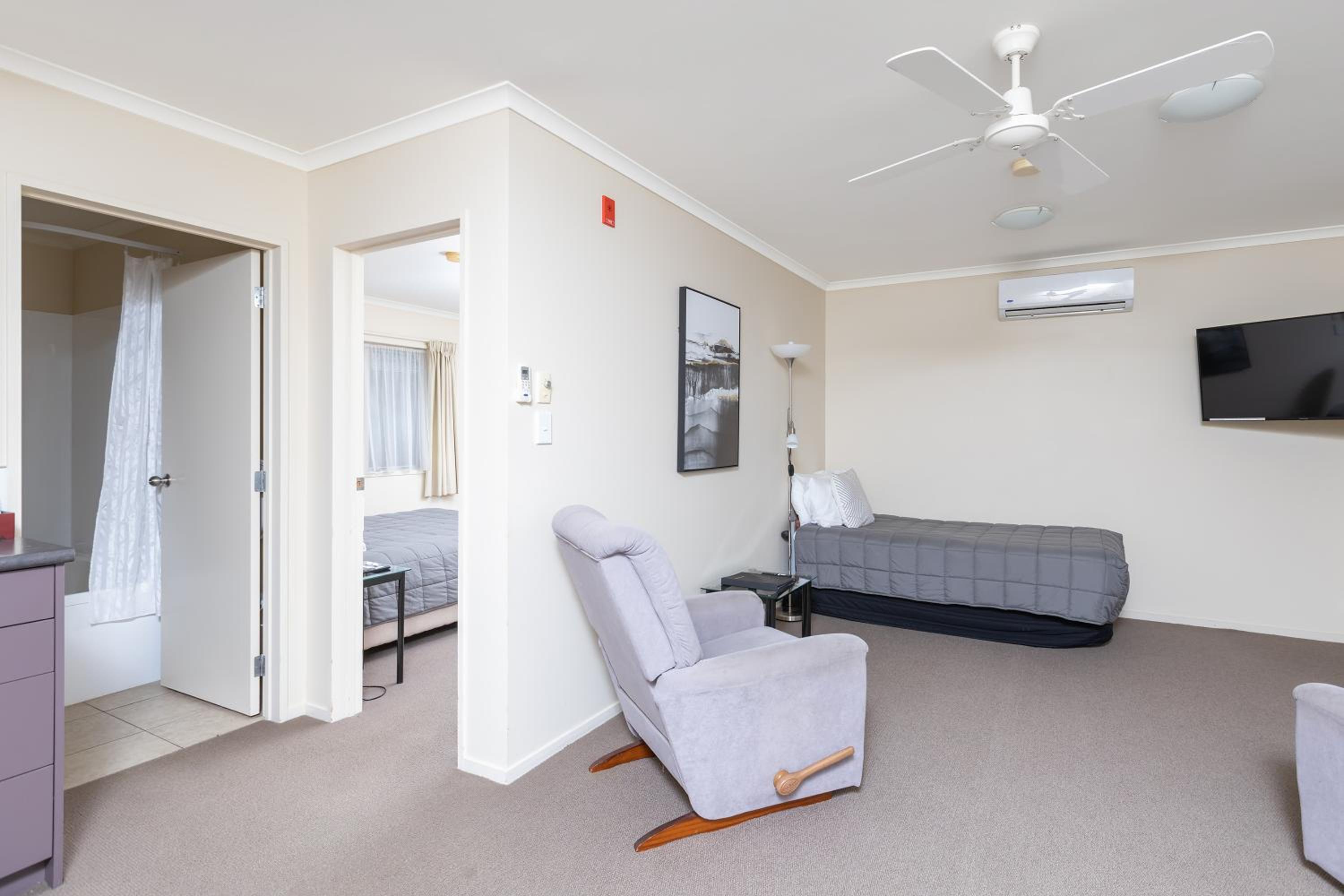 One-Bedroom Apartment with Spa Bath