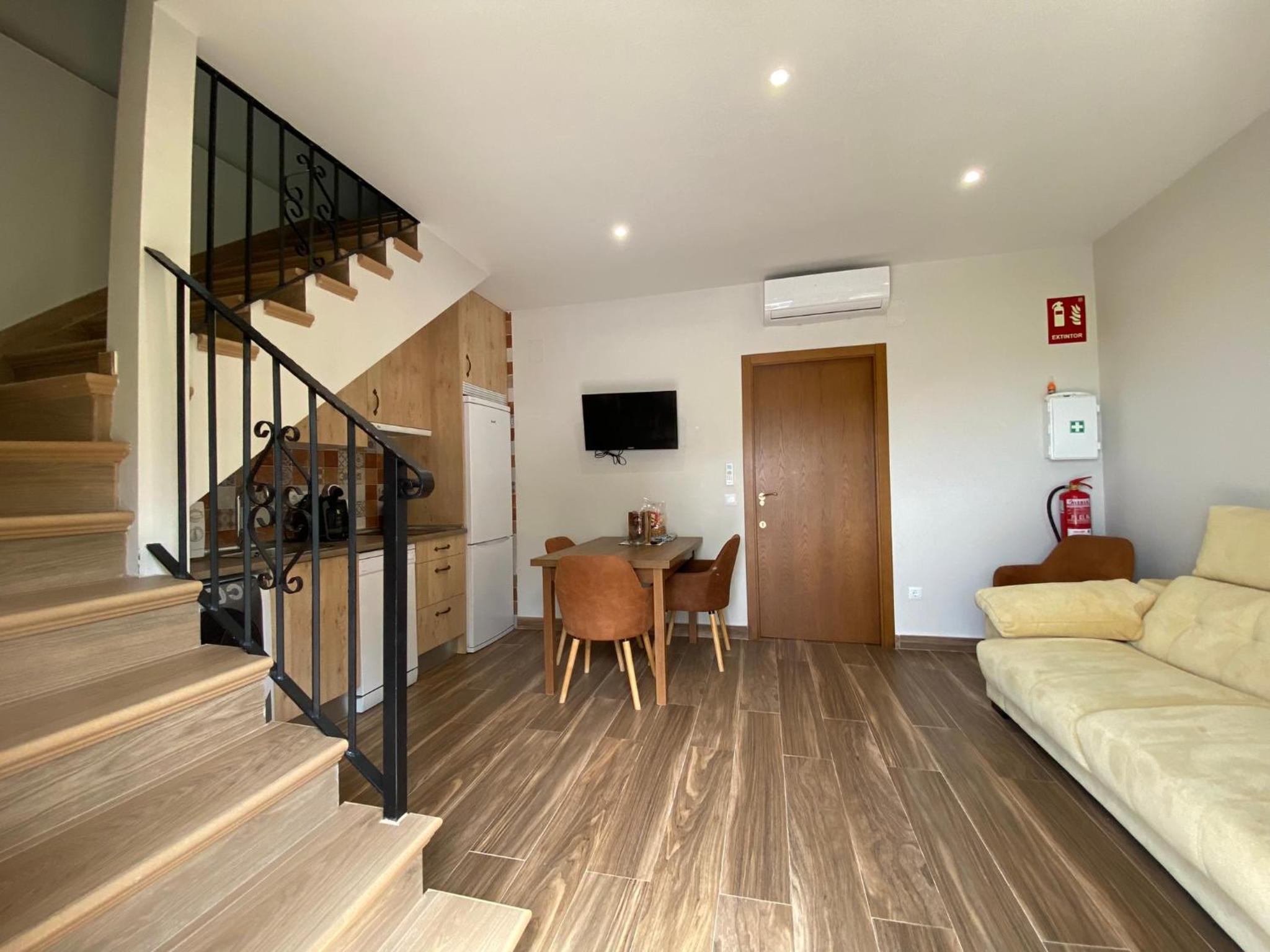 Casa adosada de tres habitaciones