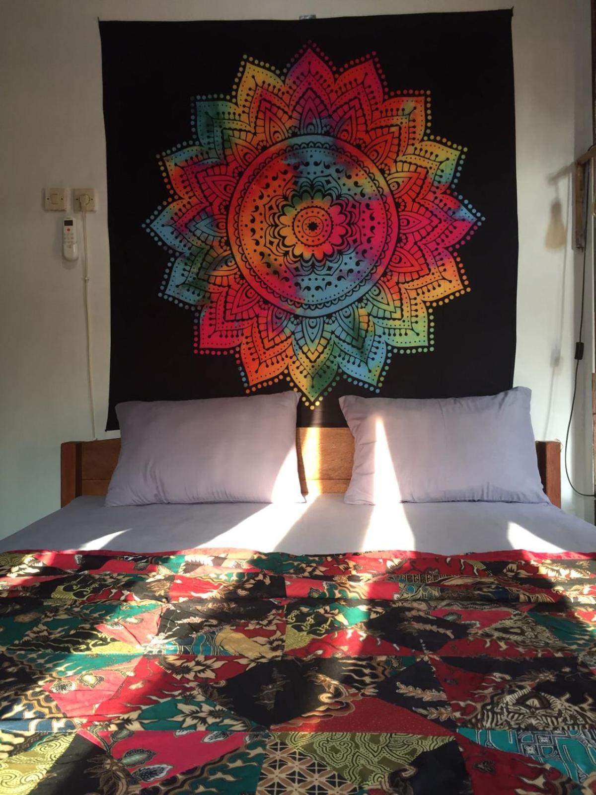 Standard Double Room with Shared Bathroom photo 1