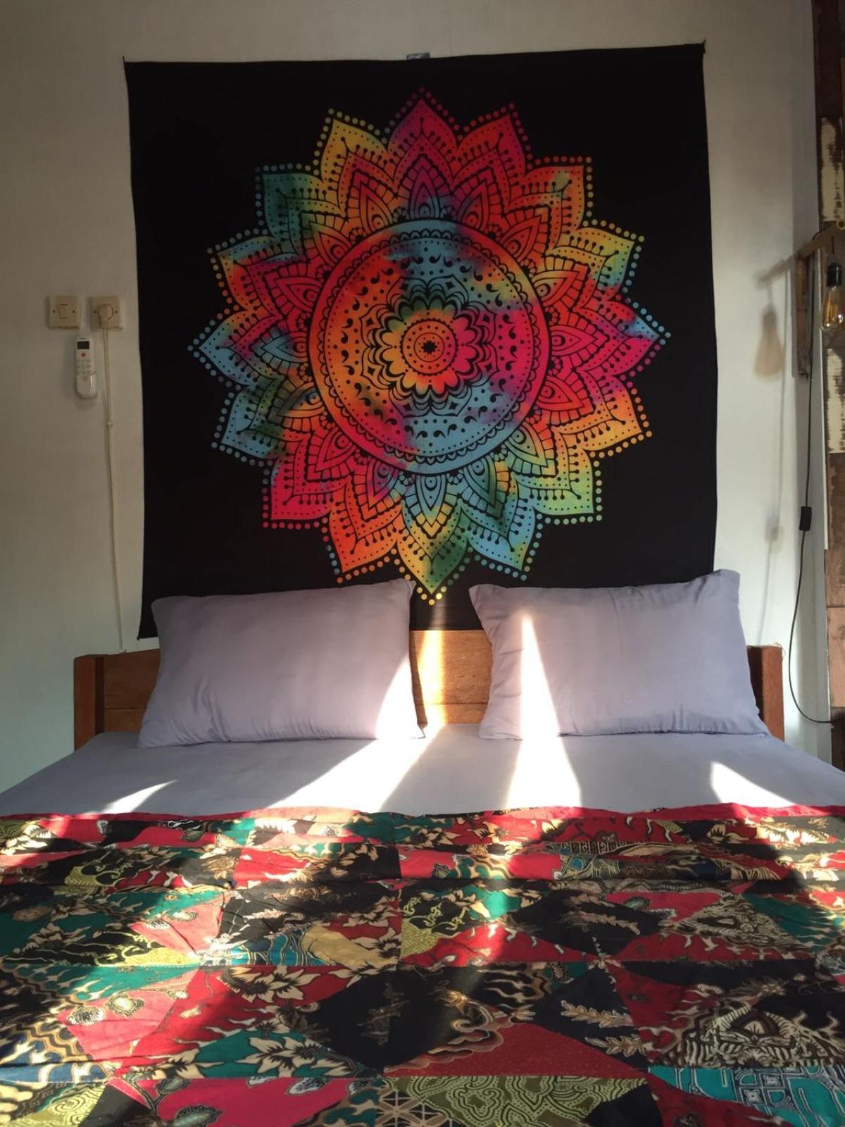 Standard Double Room with Shared Bathroom photo 2