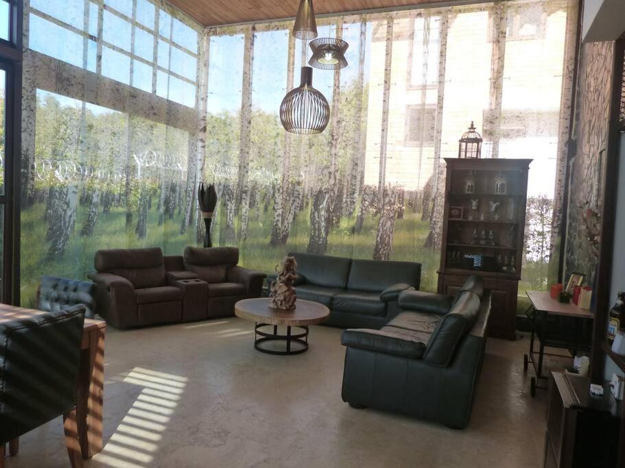 Four-Bedroom House photo 1