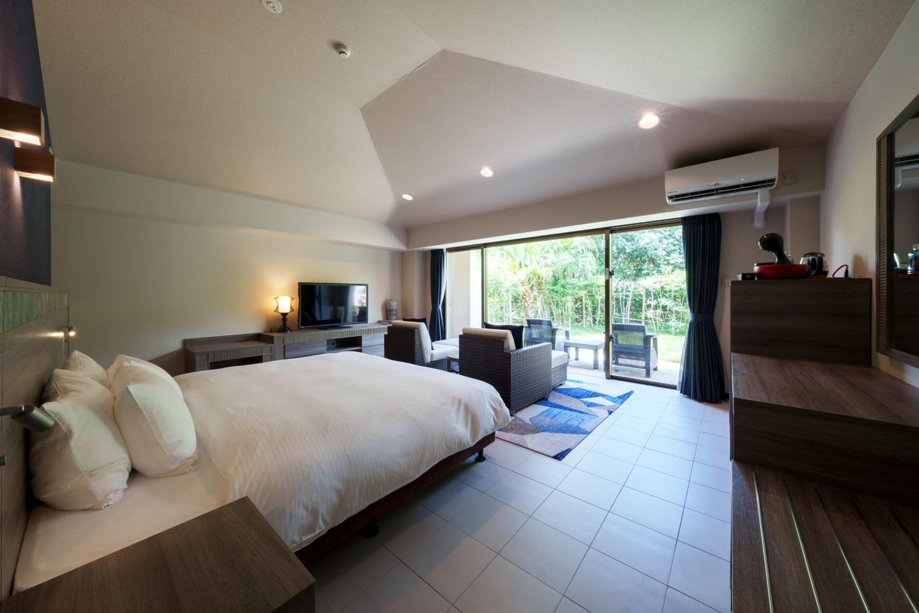 Deluxe Room with Garden View - Villa Garden - Photo 3