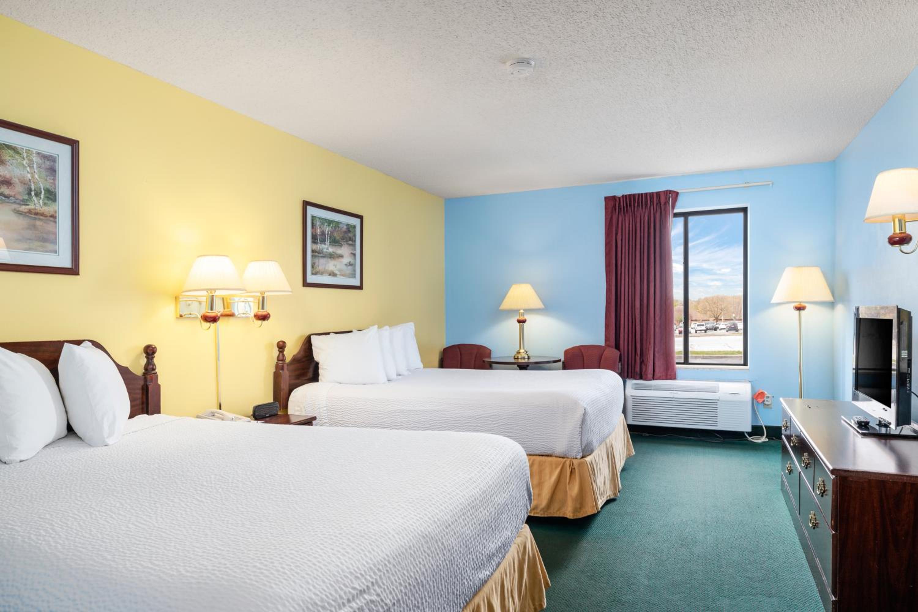 Double Room with Two Double Beds - Non-Smoking - Photo 1