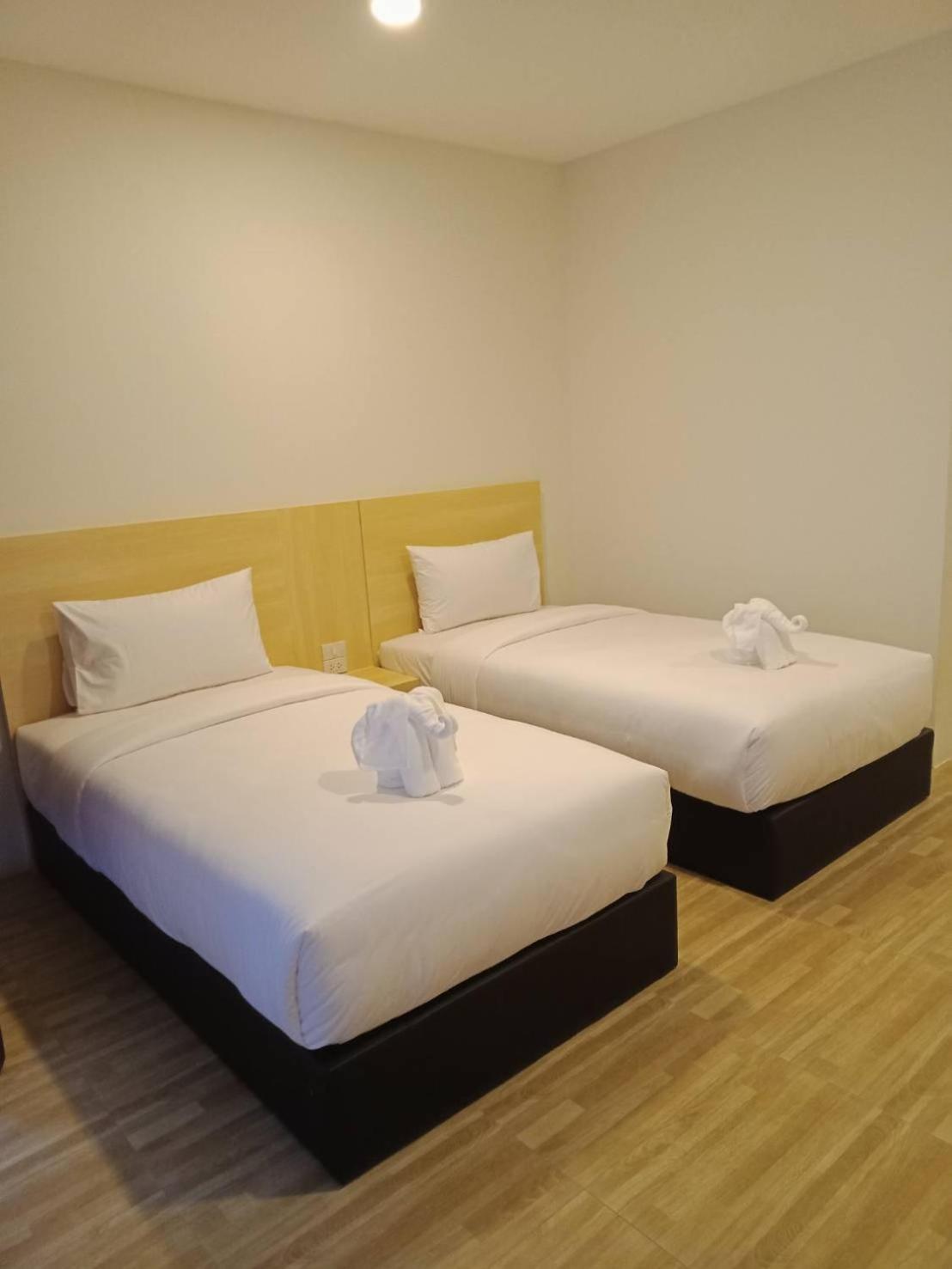 Deluxe Twin Room - Photo 3