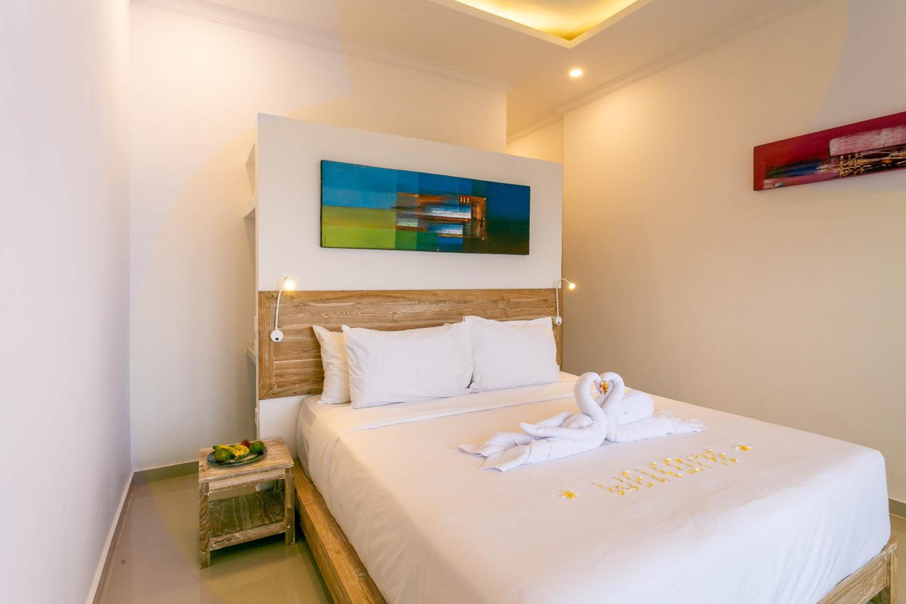 Suite with Sea View - Photo 3