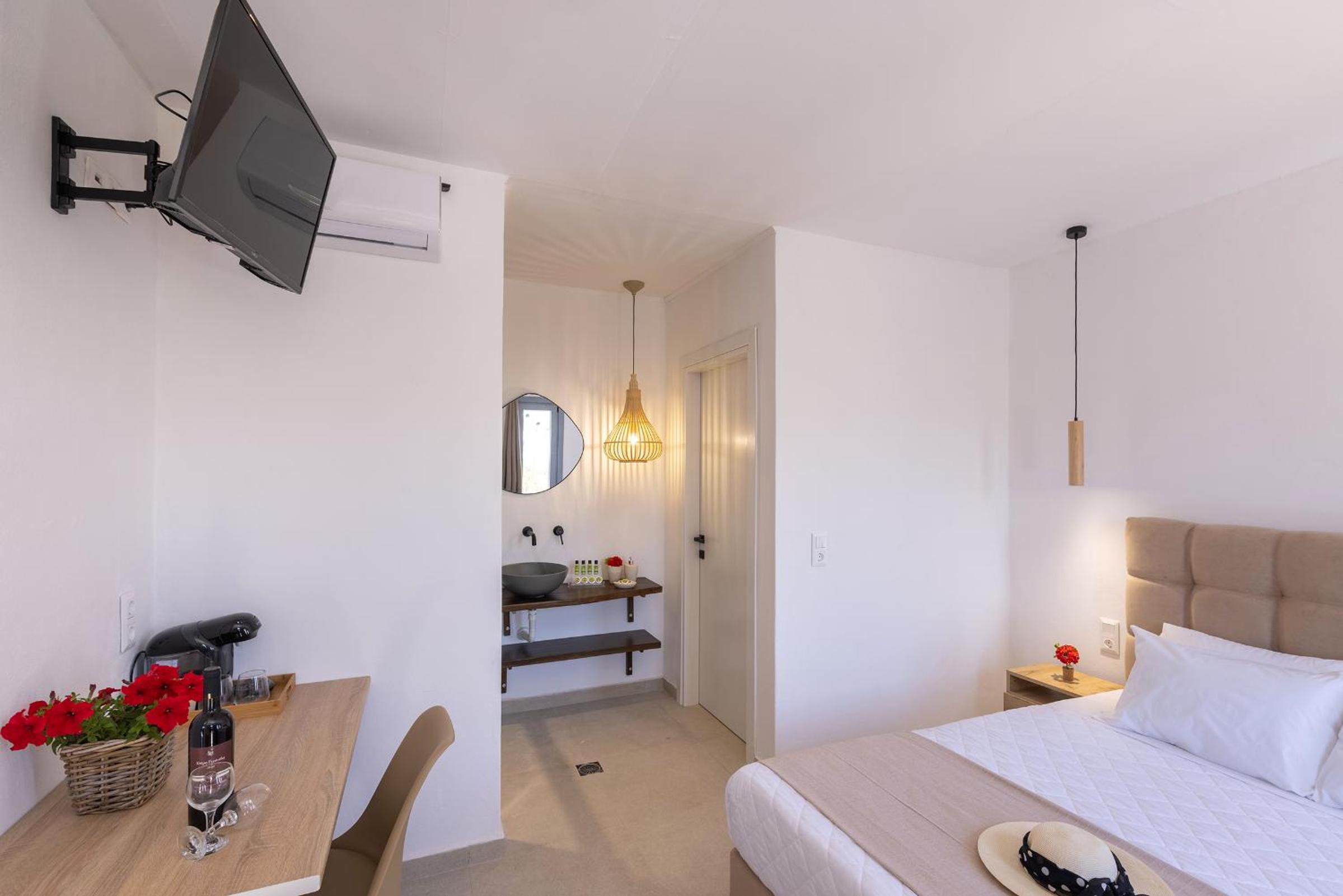 Suite with Balcony photo 1