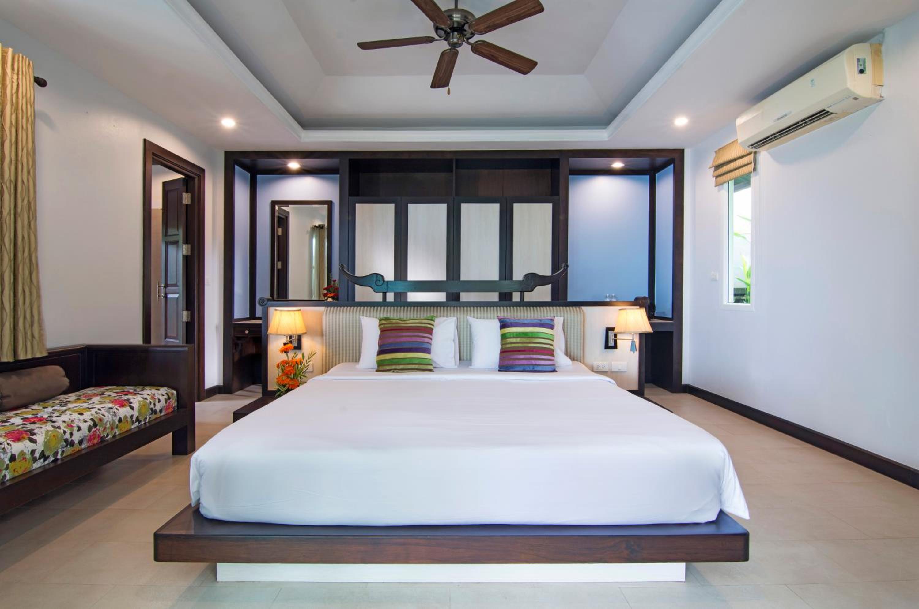 Beach Front Pool Villa - Photo 11