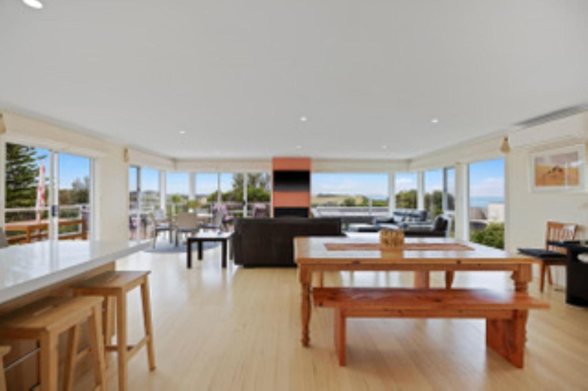 Four-Bedroom House photo 1