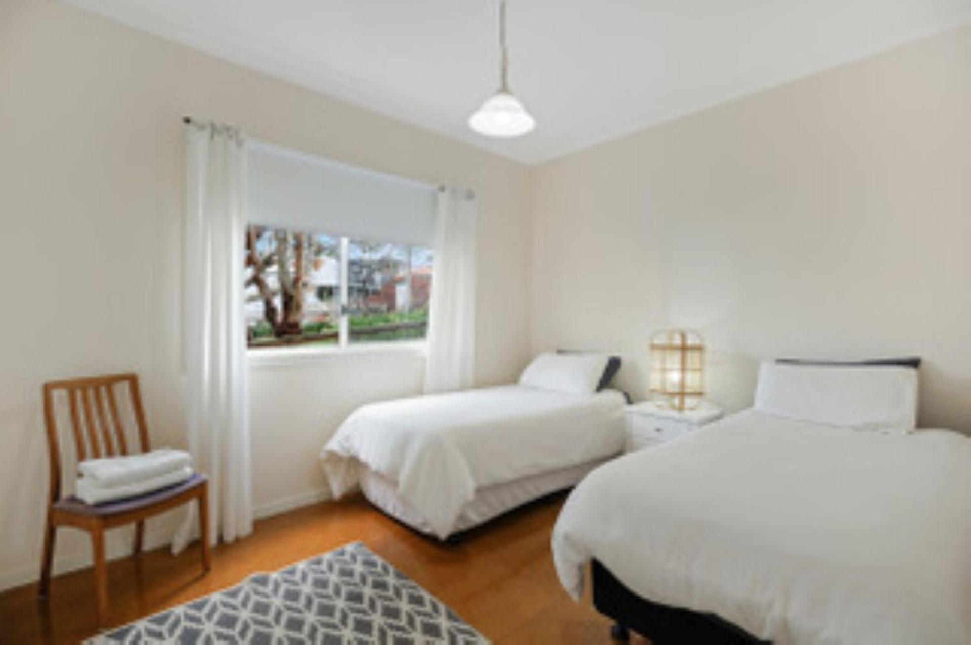 Four-Bedroom House photo 3