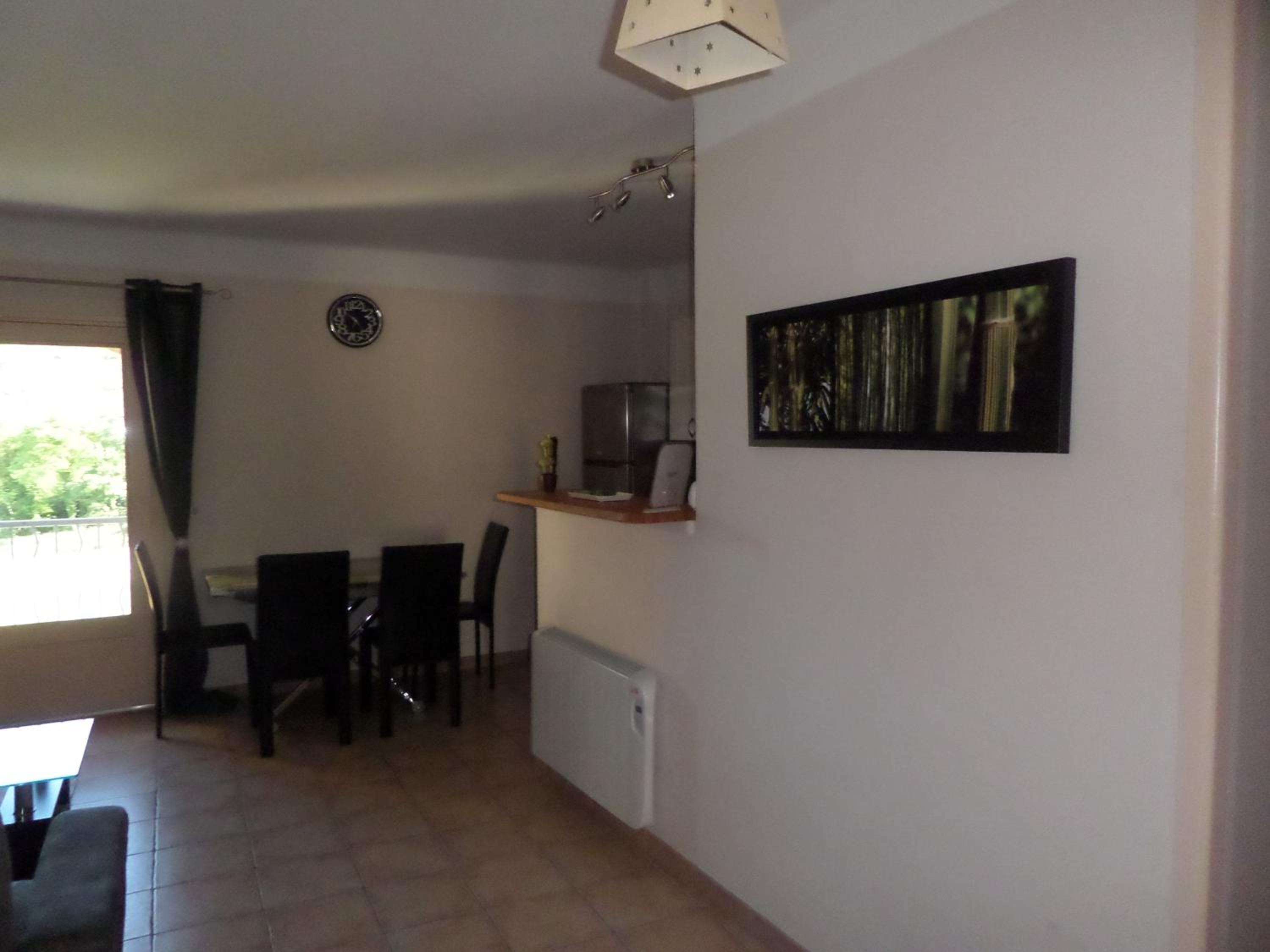 Two-Bedroom Apartment - Photo 18