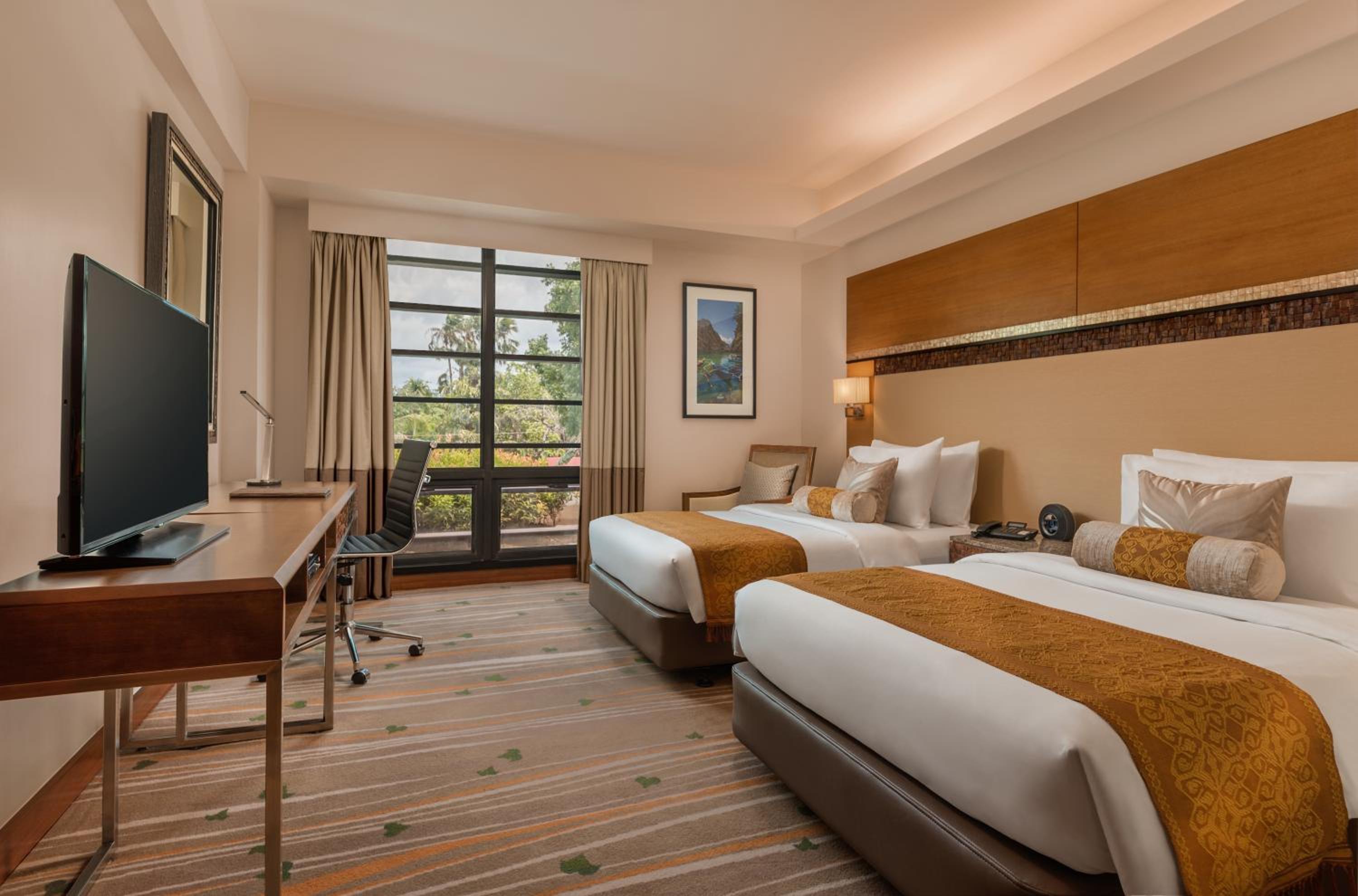 Deluxe Twin Room - Non-Smoking photo 3