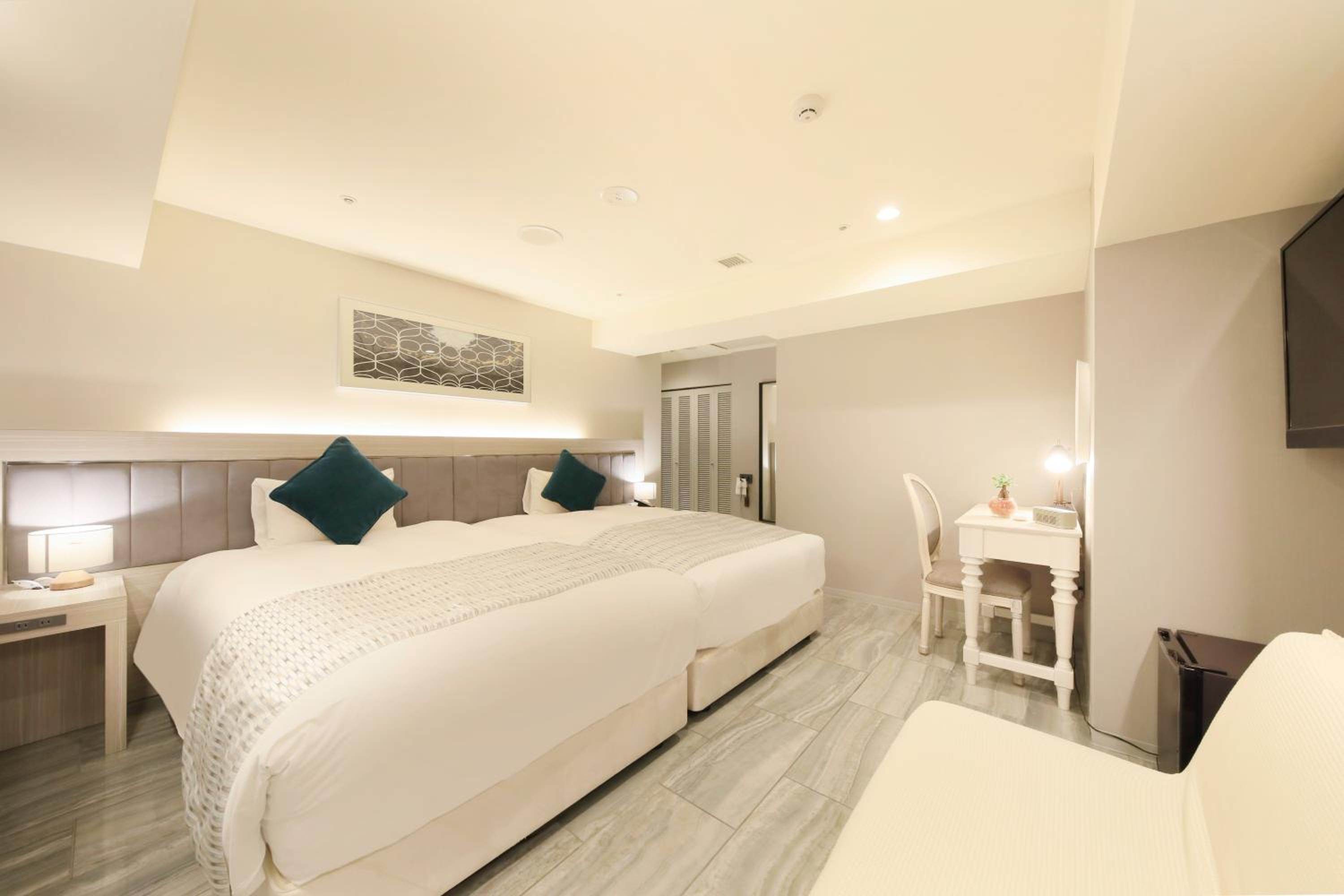 Moderate Twin Room - Non-Smoking