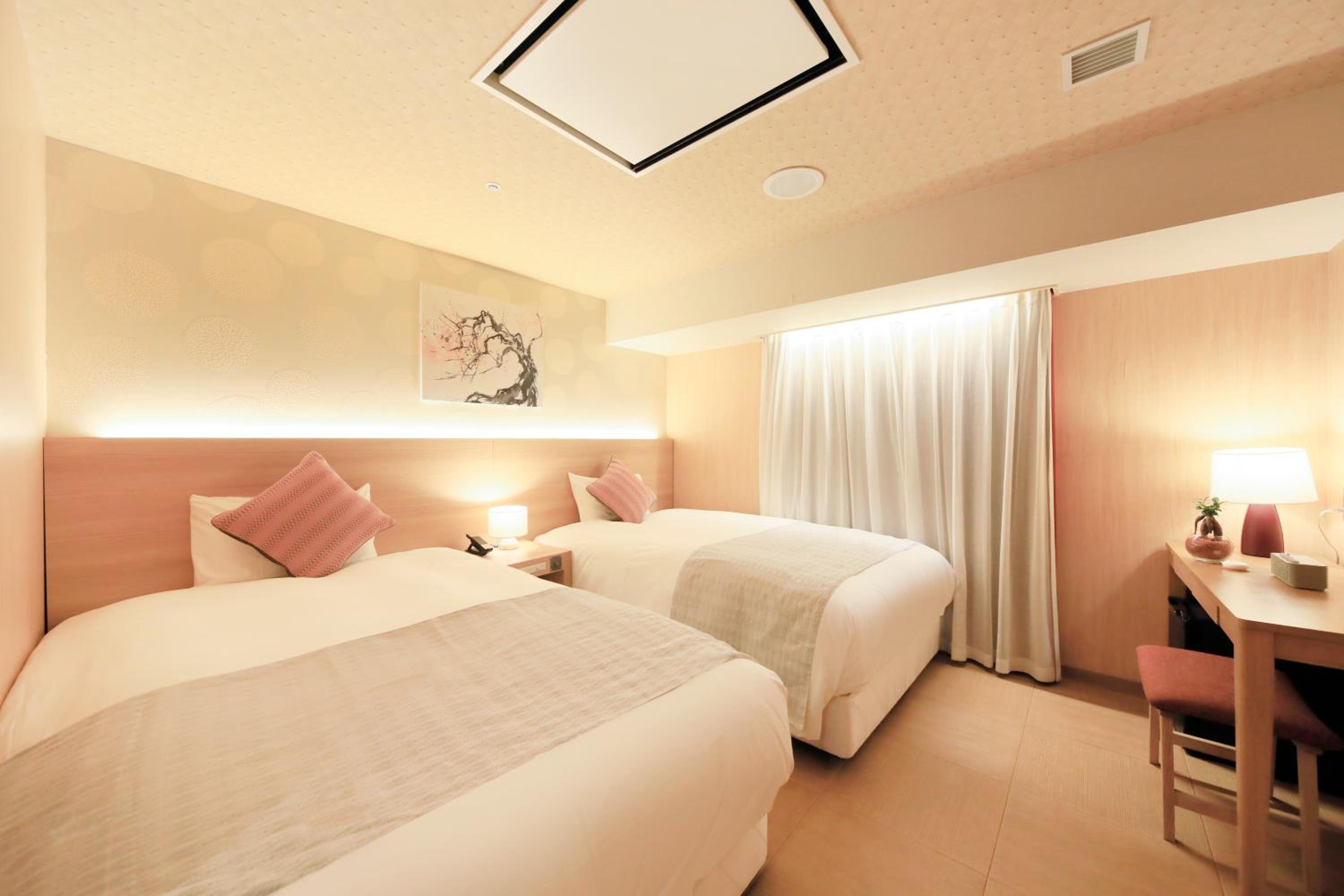 Standard Twin Room - Non-Smoking