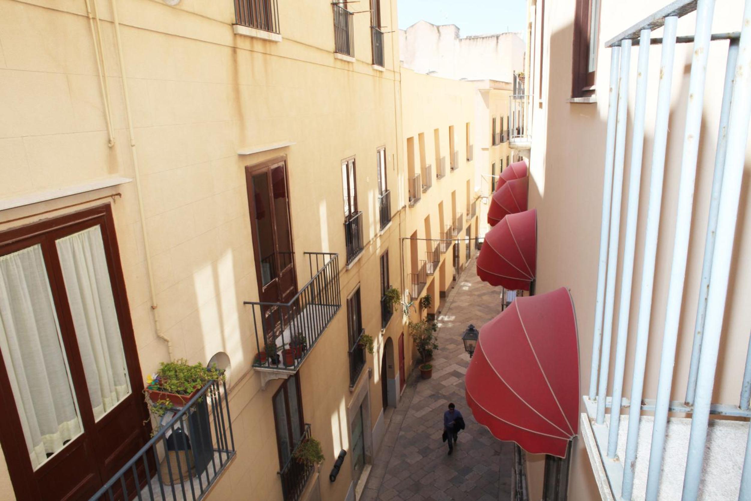 Double or Twin Room with Balcony photo 2