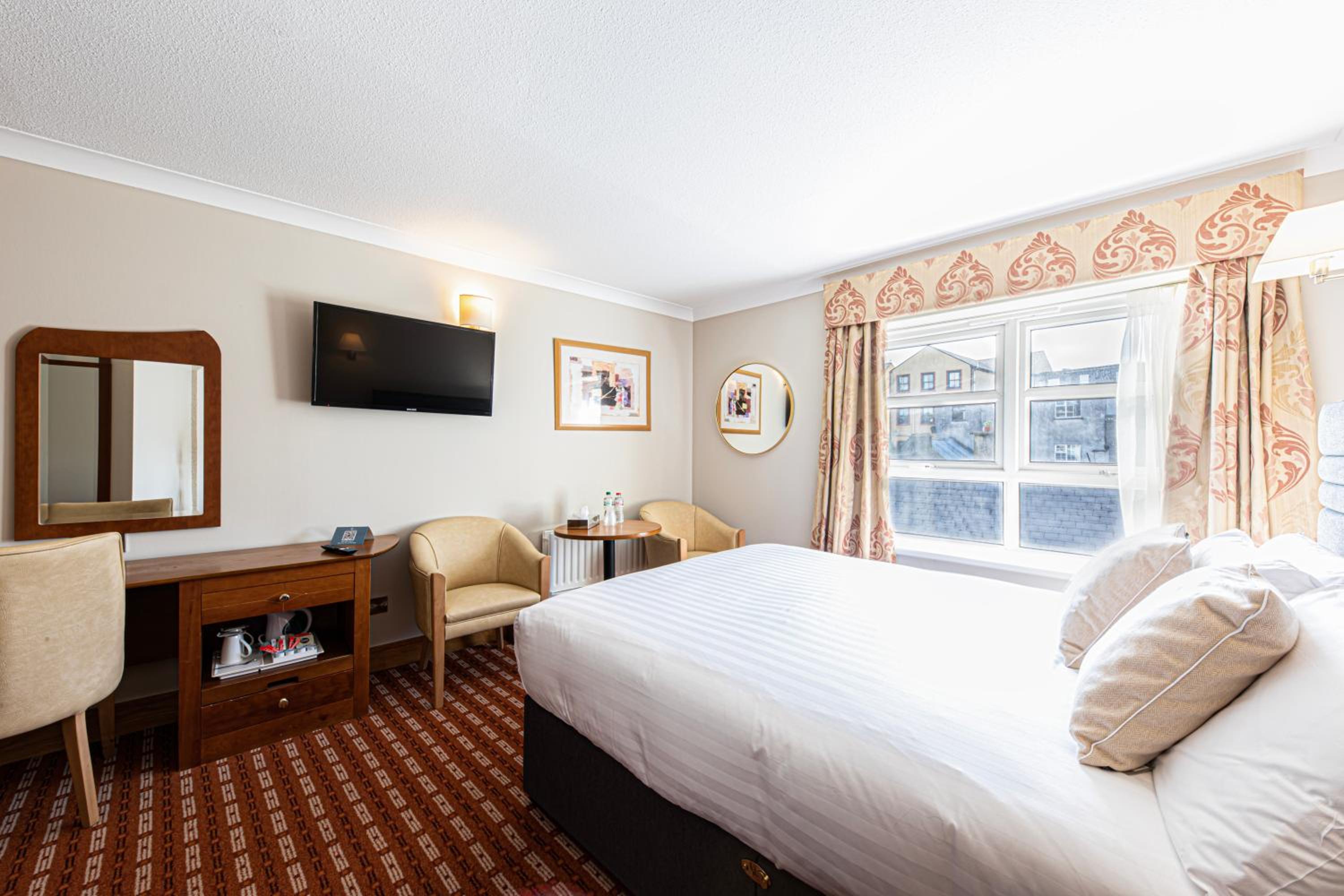 Double Room with Street View - Photo 8