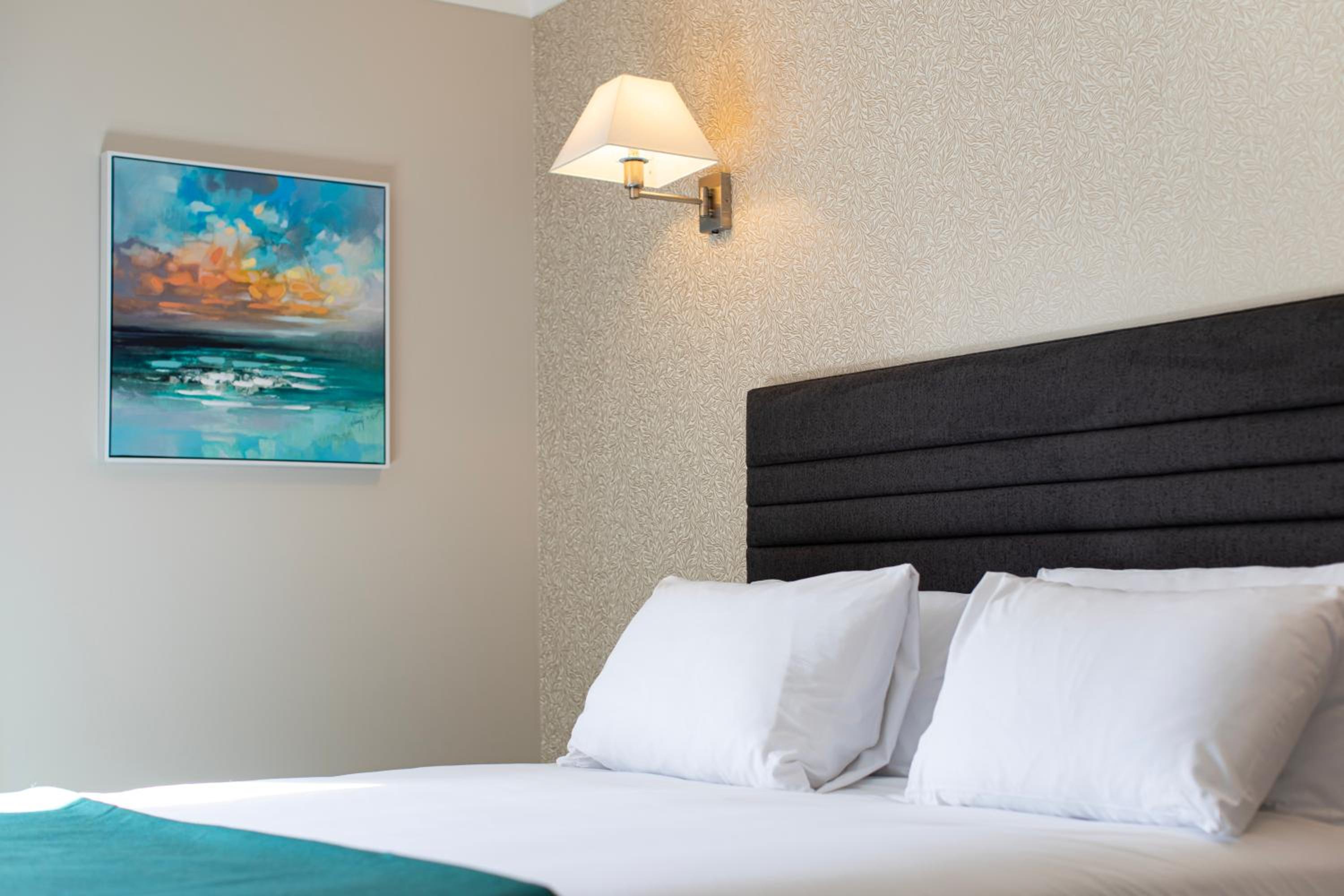 Double Room with Street View - Photo 16