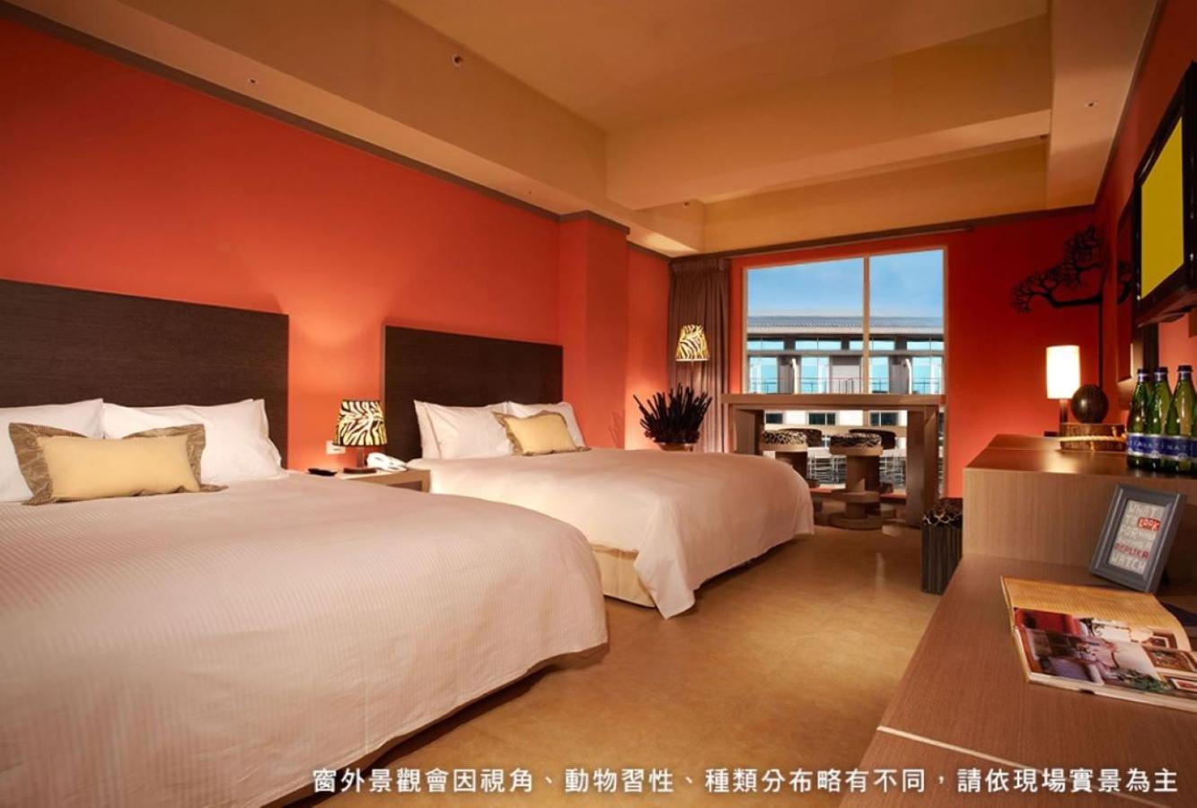 Congo Twin Room with Greenery View plus Theme Park Tickets
