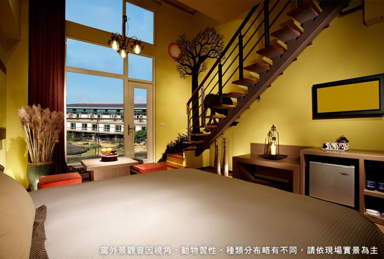 Kenya Room with Greenery View