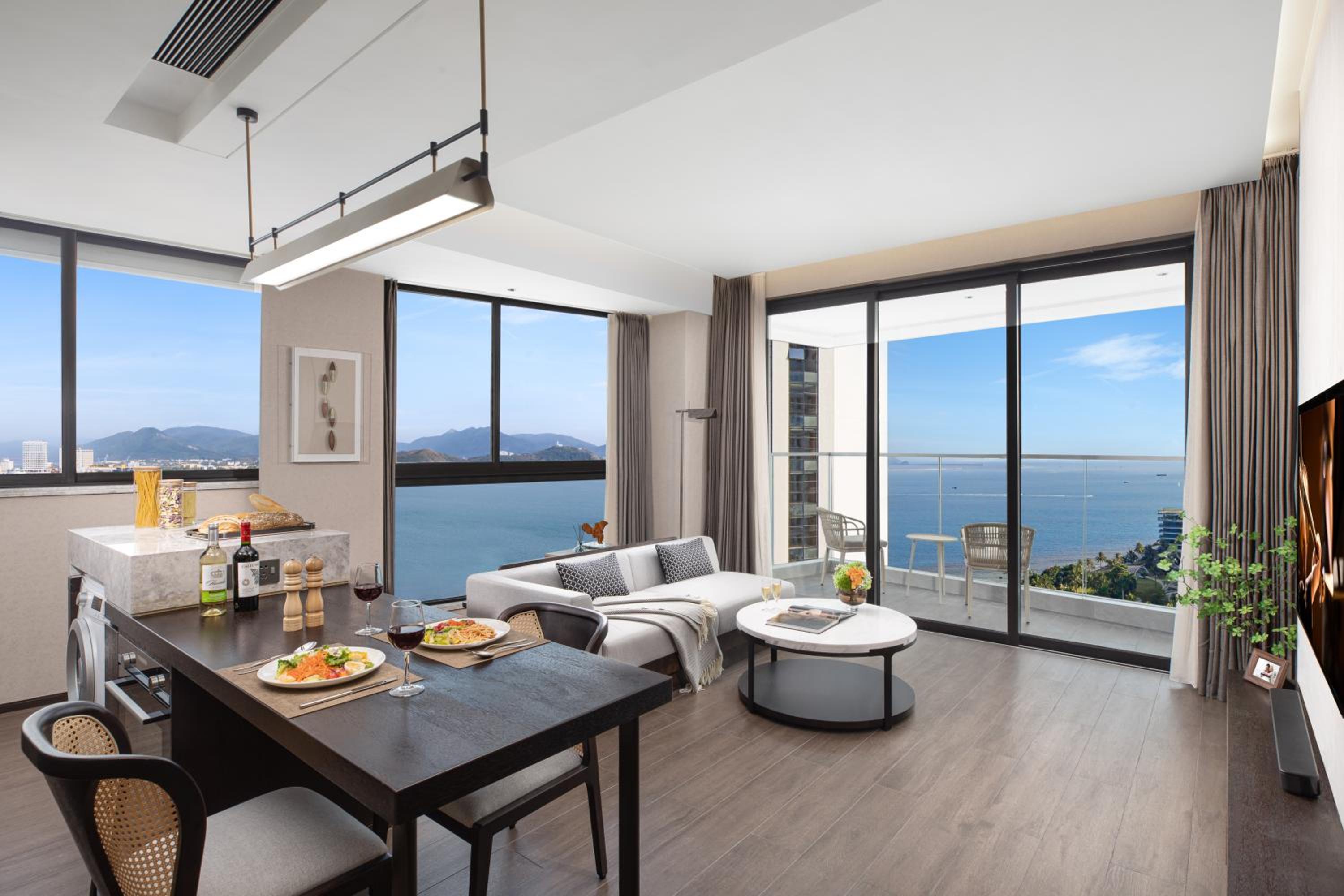 Two-Bedroom Executive Seaview photo 1